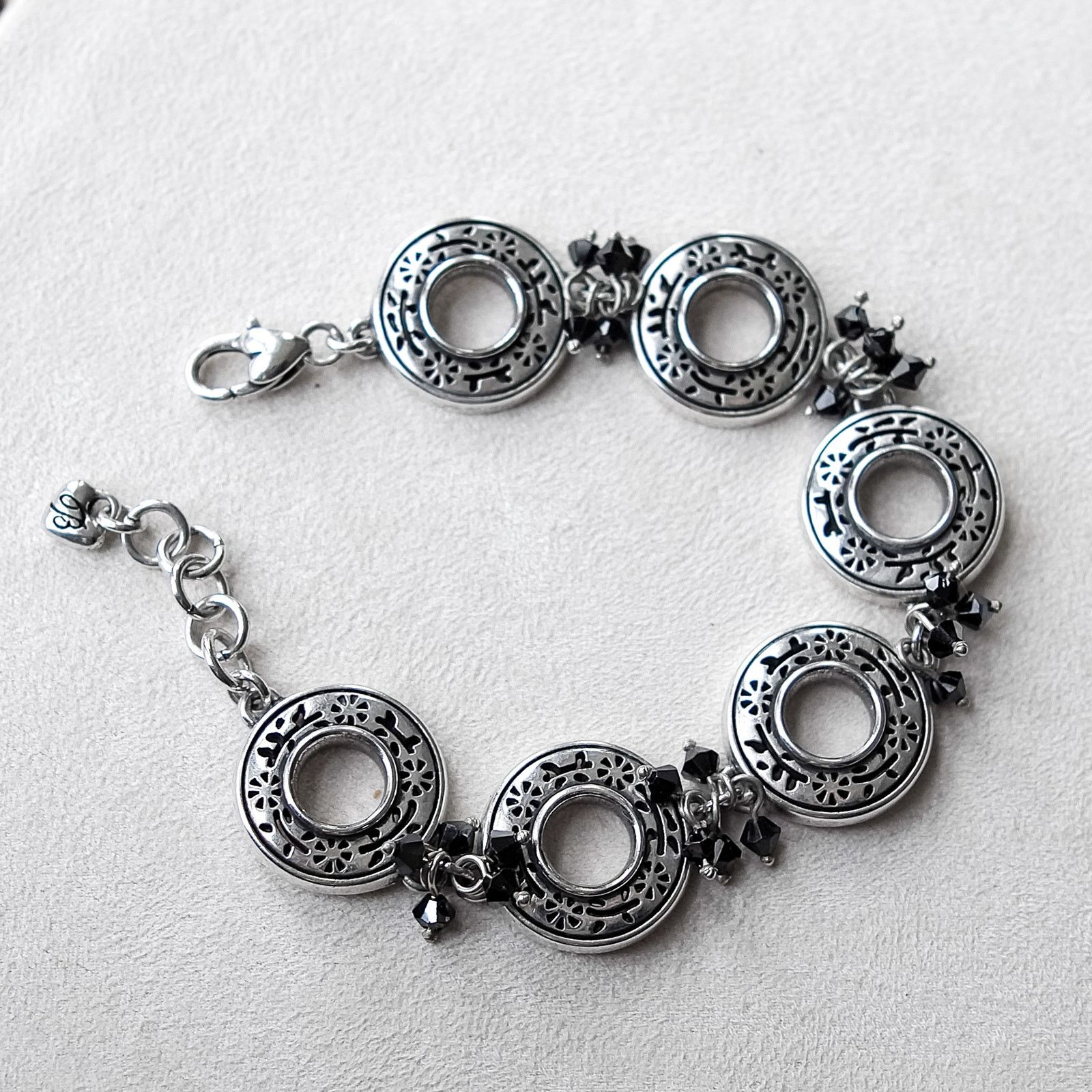 Brighton Vintage Brighton Circle Disk Link Bracelet Black with Beads Size ONE SIZE - 6 Thumbnail