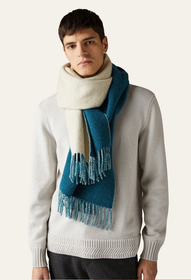 Loro Piana o1srvl11e0325 FAN3402 Size: OS / Sciarpa Scarf in Beige Size ONE SIZE - 2 Thumbnail