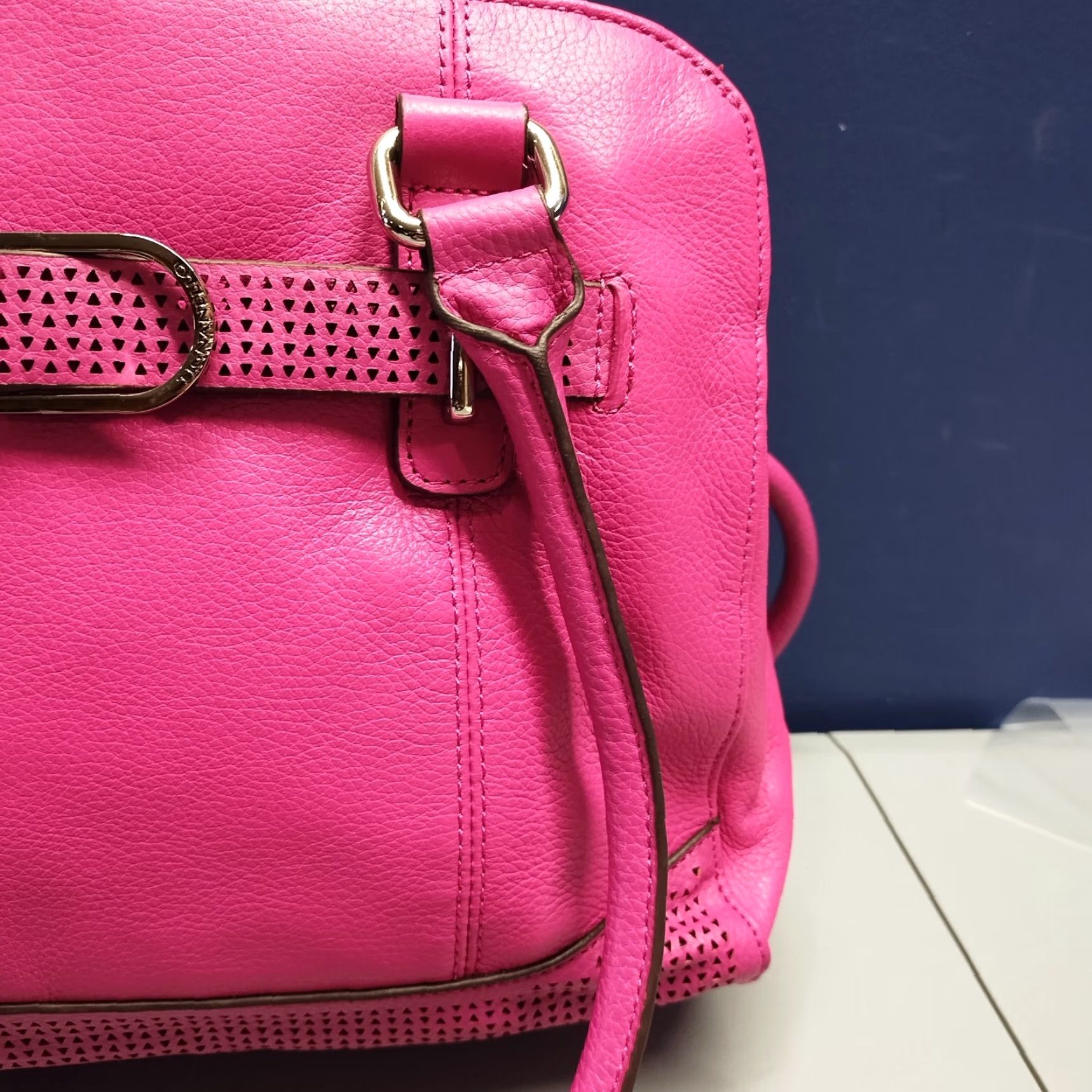 Doublet VINTAGE Tignanello Shoulder Bag Women Pink Solid Pebbled Lined Double Handle Size ONE SIZE - 4 Thumbnail