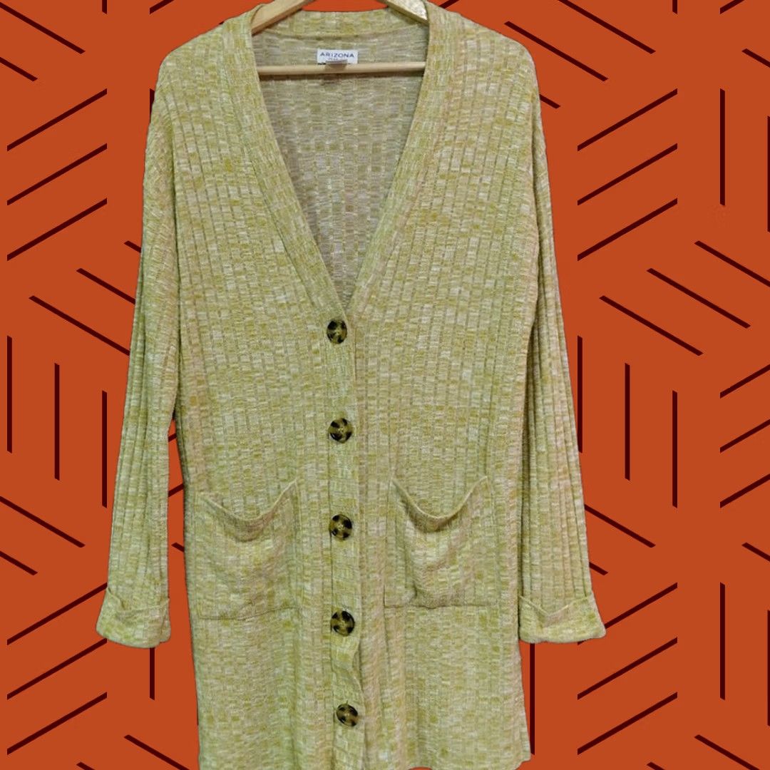 Vintage ARIZONA JEAN CO Cardigan Sweater Yellow Solid Knit Women Size L Button V-Neck Long Sleeve Casual Size L / US 10 / IT 46 - 1 Thumbnail