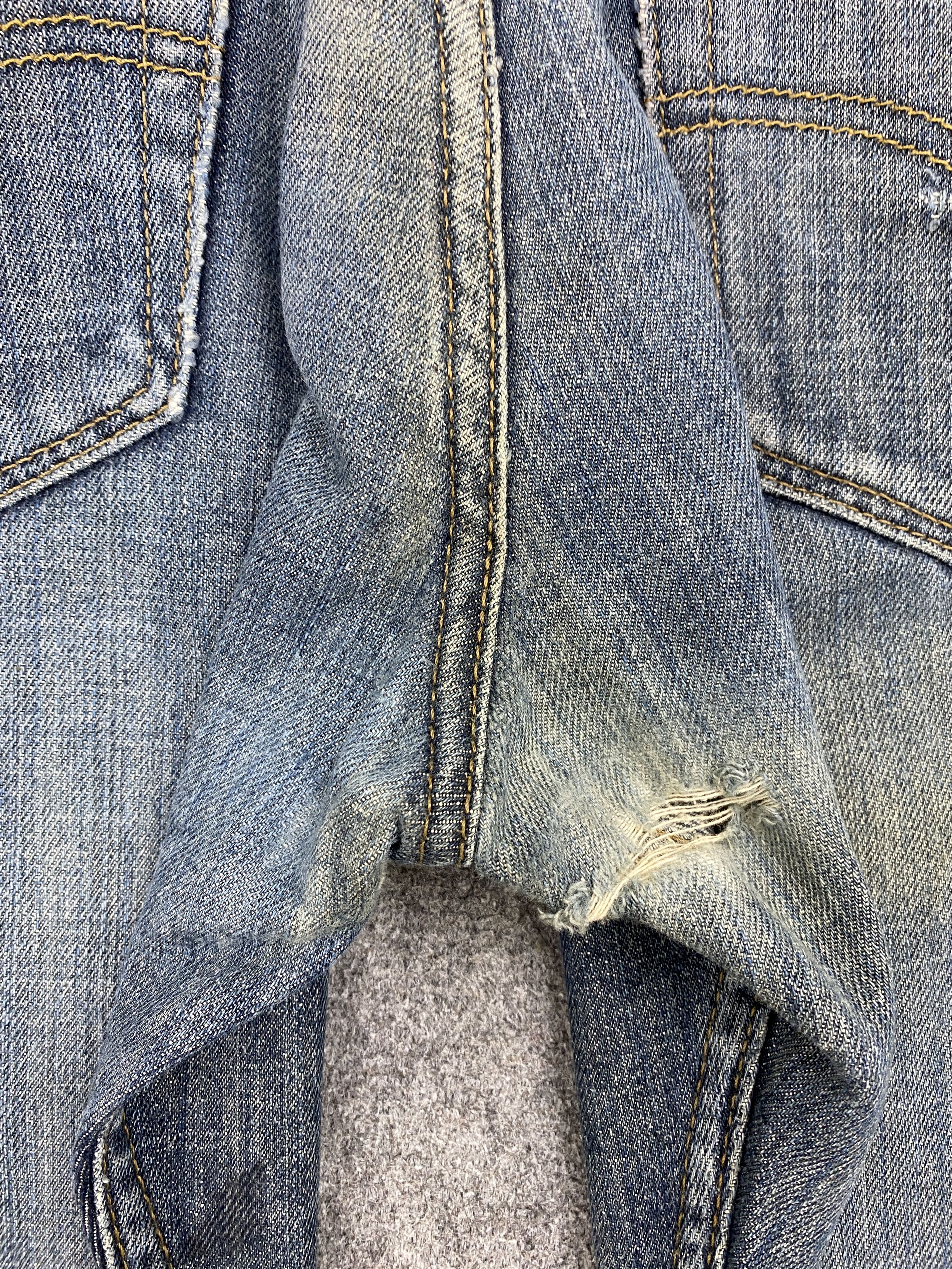 Levi's Vintage Distressed Levis 527 Flared Bootcut Blue Jeans S0045 Size US 35 - 17 Thumbnail