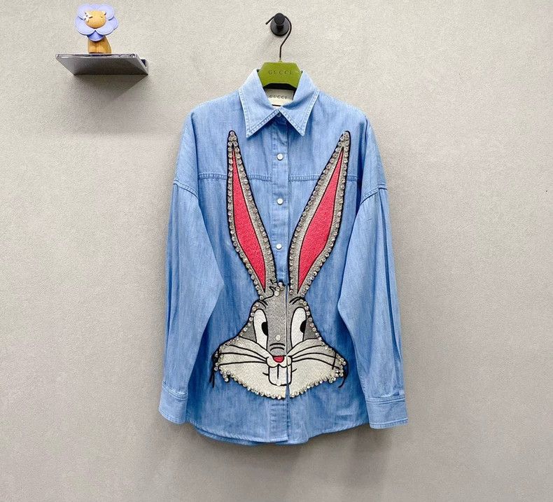 Gucci Gucci Size OS Blue rabbit printed denim jacket size OS 25 Size US XXS / EU 40 - 1 Thumbnail
