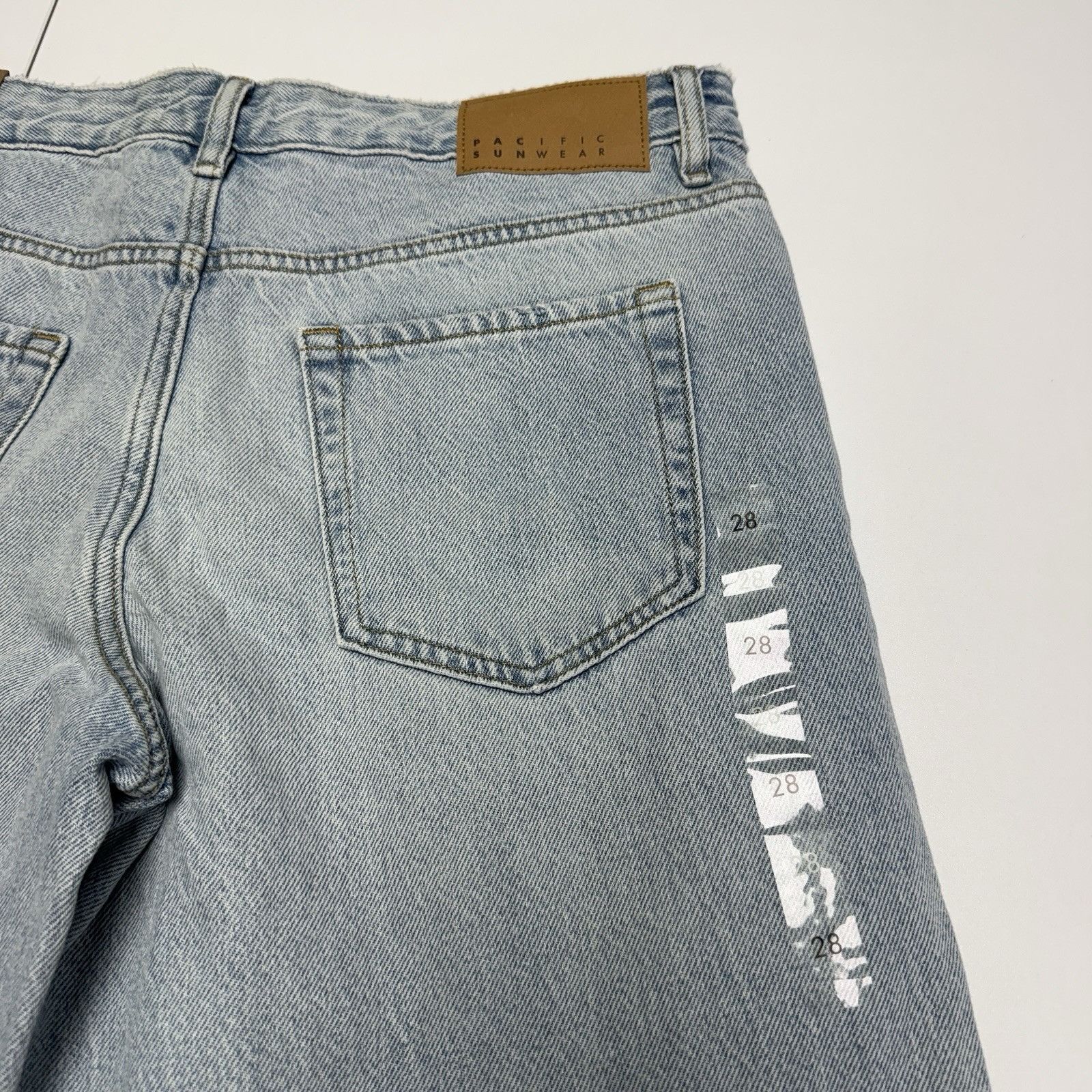 Pacsun PacSun Ripped Baggy Wide Leg Jeans Shiloh Light Blue Wash Si Size US 28 / EU 44 - 5 Thumbnail