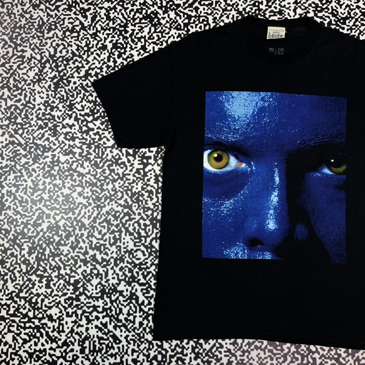 Band Tees Vintage 90s Blue Man Group Band Style Face Logo T-shirt Size US M / EU 48-50 / 2 - 2 Thumbnail