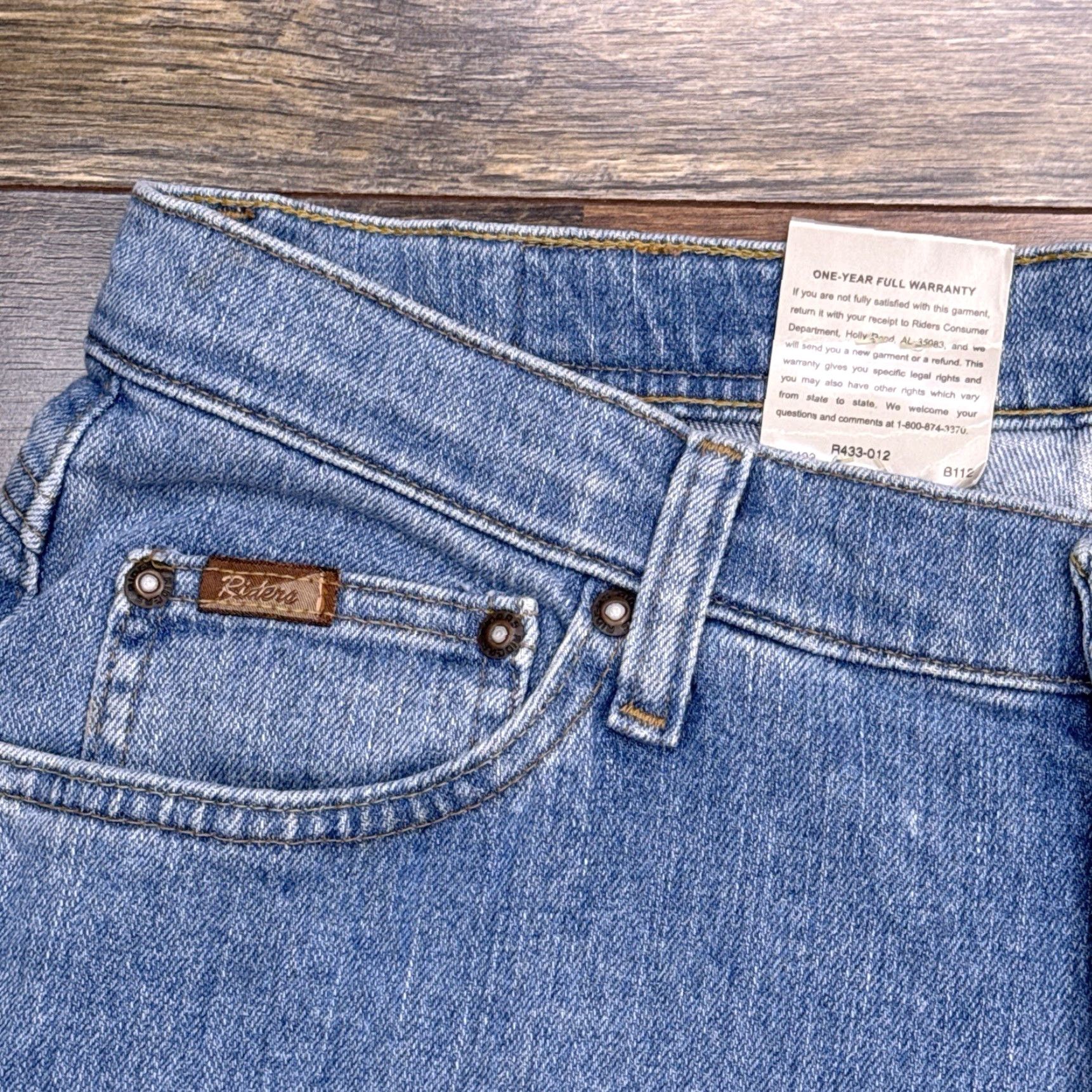 Vintage VINTAGE Riders Jeans 14 Petite Mid Rise Stretch 26.5in Inseam Denim Blue 5-Pocket 3 Button Zip Cotton Spandex Women Size 36" / US 14 / IT 50 - 5 Thumbnail