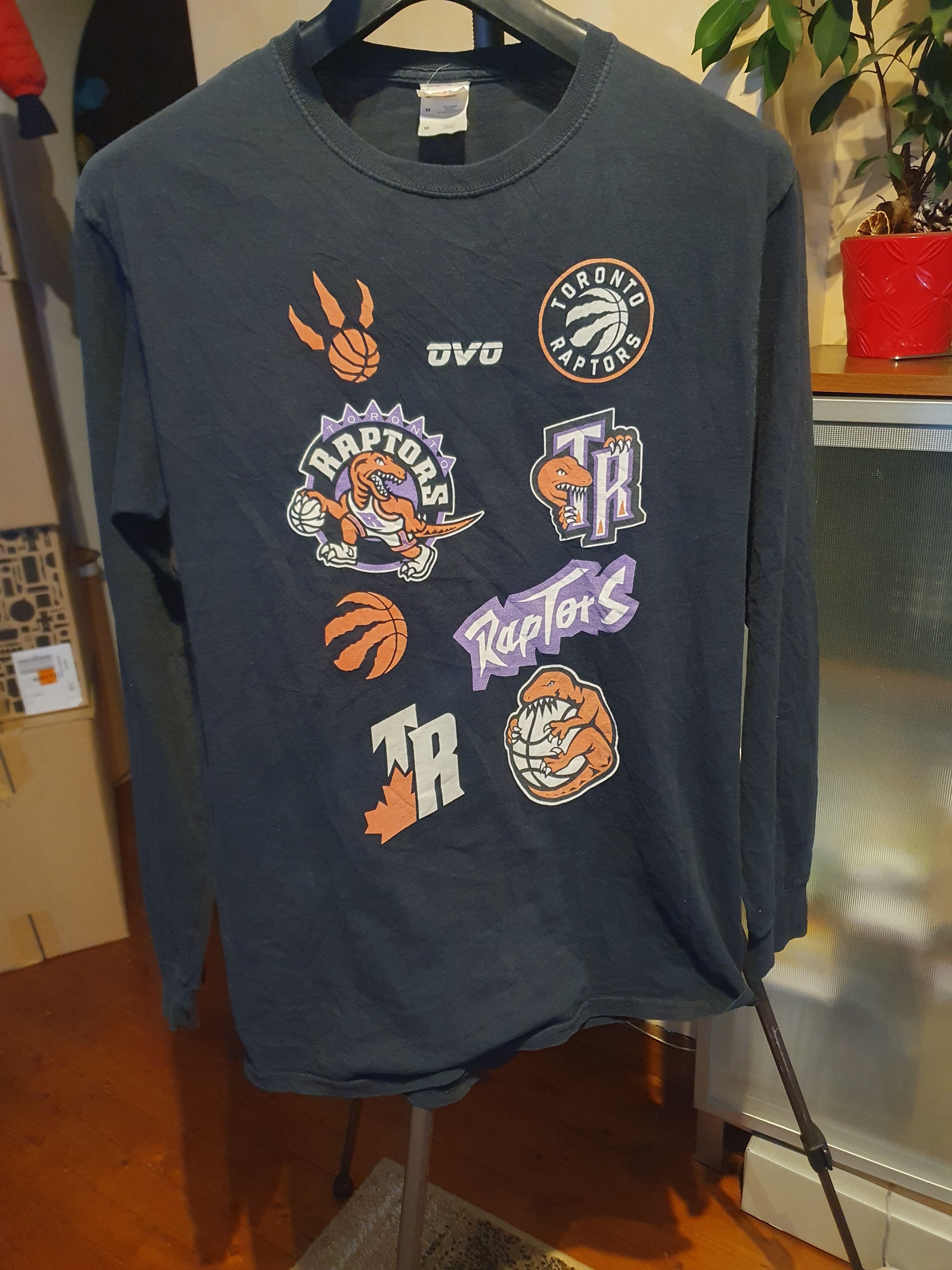 Fruit Of The Loom × NBA Toronto Raptors NBA Finals Longsleeve T-Shirt Basketball Size US M / EU 48-50 / 2 - 1 Thumbnail