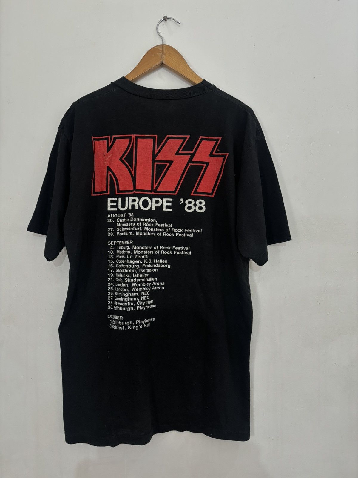Vintage 1988 KISS “CRAZY NIGHTS” EUROPE TOUR TEE Size US M / EU 48-50 / 2 - 12 Thumbnail