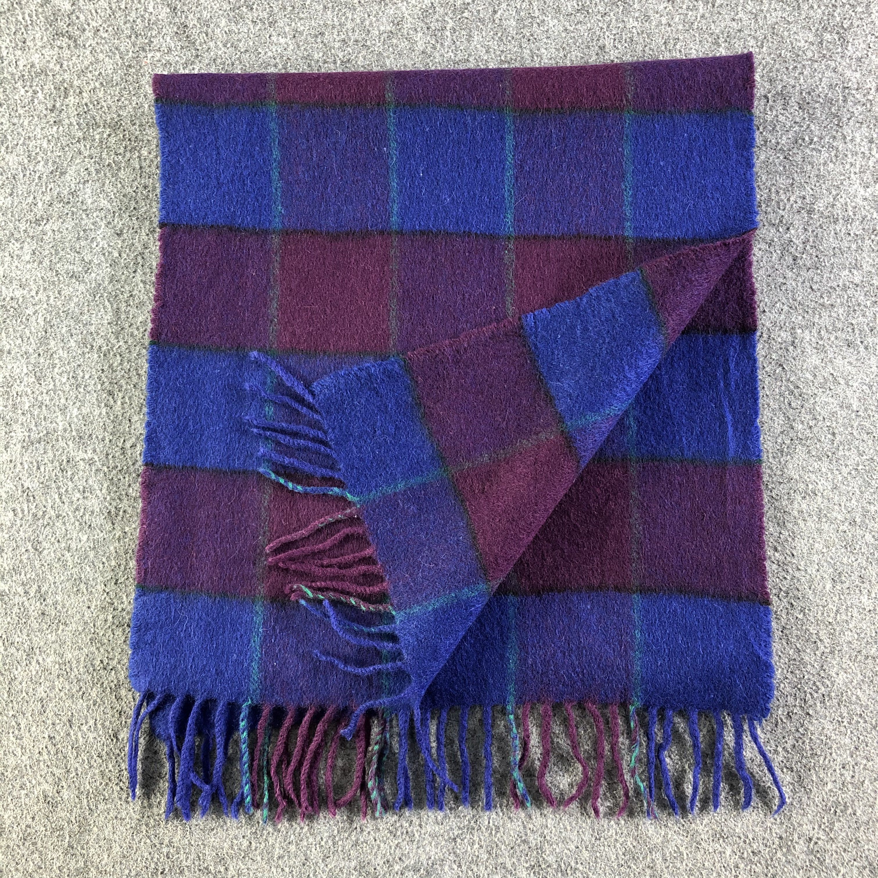 Johnstons Of Elgin Johnstons Of Elgin Scarf / Muffler / Neckwear Size ONE SIZE - 5 Thumbnail