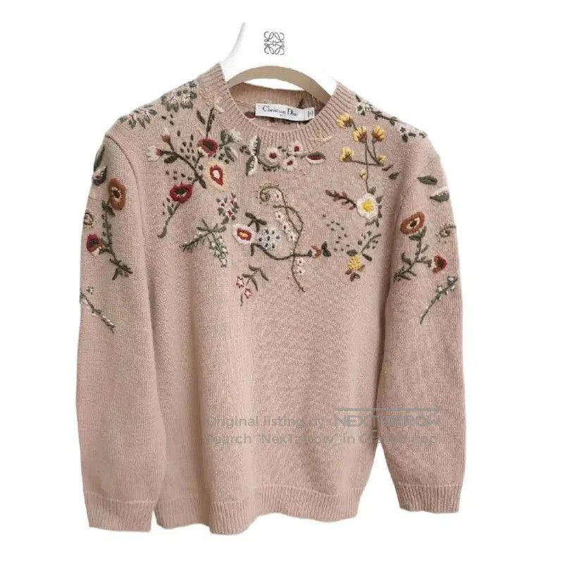 Dior Dior Camel Cashmere Embroidered Sweater for Women . Size M / US 6-8 / IT 42-44 - 1 Thumbnail