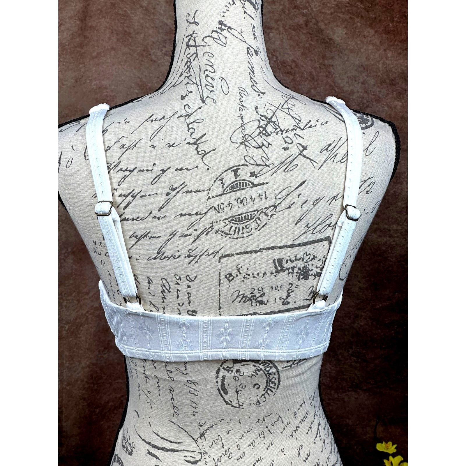 Other Eyelet Top Andie Swim The Belmar Top Bikini Top White size S Size S / US 4 / IT 40 - 8 Thumbnail