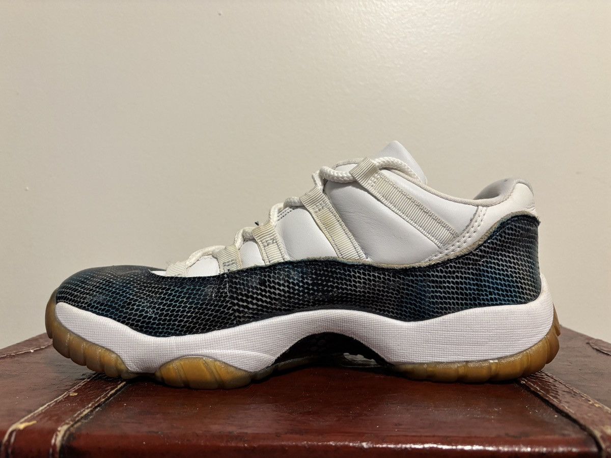 Jordan Brand × Nike 2001 Air Jordan 11 Retro Low 'Snakeskin' Size US 9.5 / EU 42-43 - 7 Thumbnail