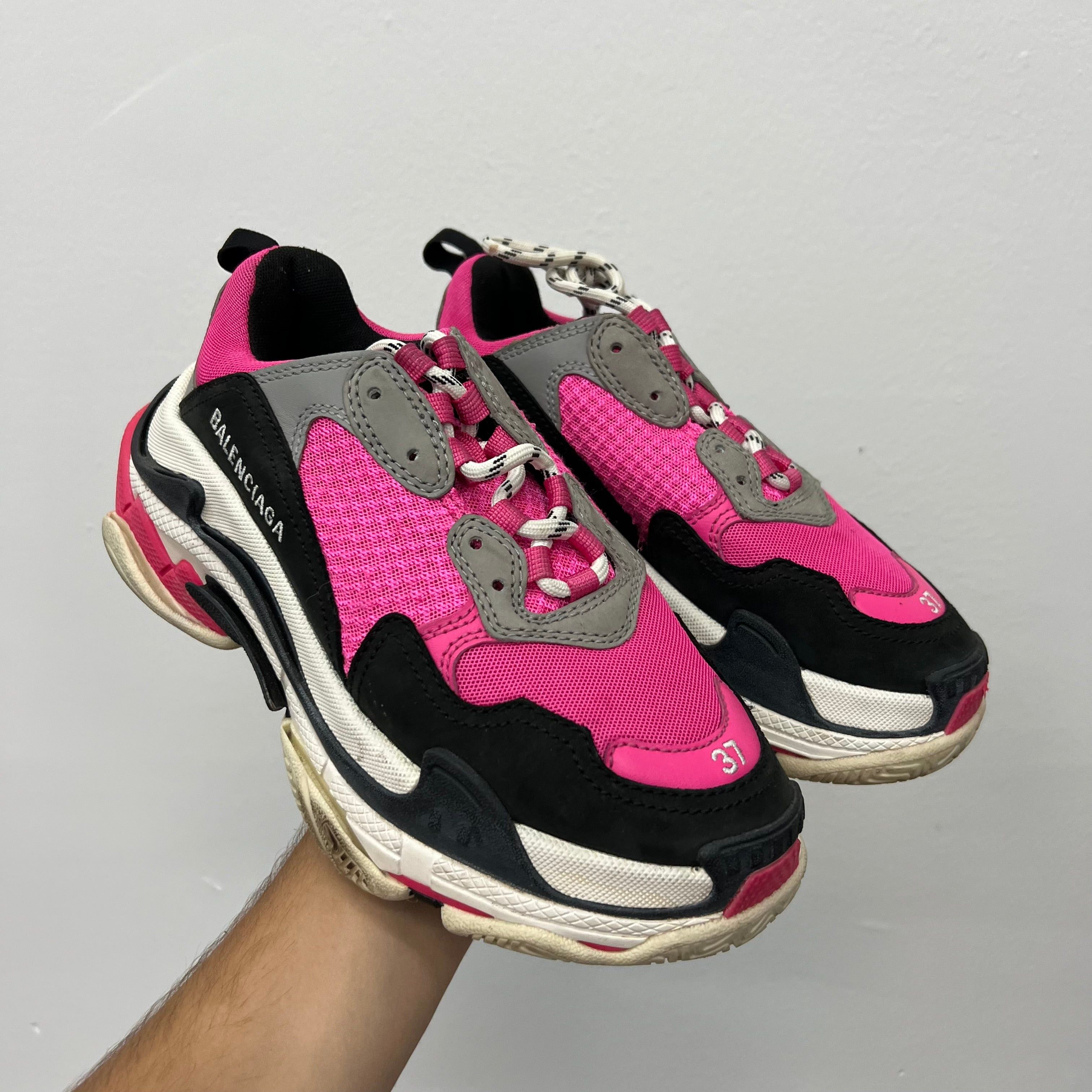 Balenciaga Balenciaga Triple S Pink Low Sneakers - Size 37 Size US 7 / IT 37 - 1 Thumbnail