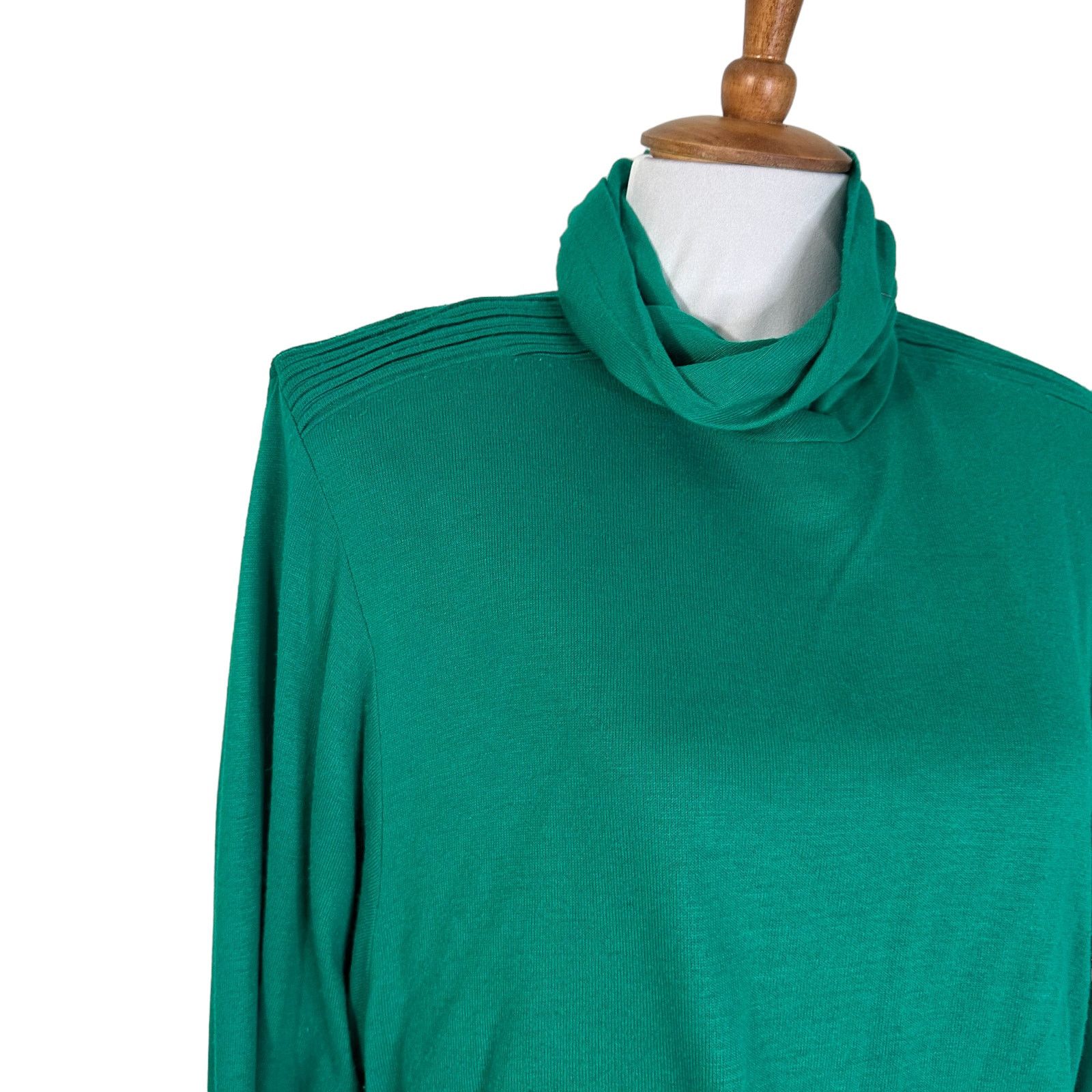 Vintage Vintage 1980s Emerald Green Tutrtleneck knit Midi Dress M Size M / US 6-8 / IT 42-44 - 5 Thumbnail