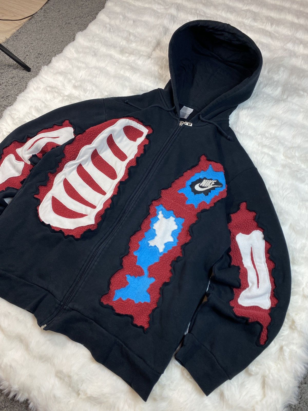 Japanese Brand × Nike × Vintage Nike Custom Skeleton Zip Up Hoodie Skull Bones Vintage Y2K Size US XL / EU 56 / 4 - 2 Thumbnail