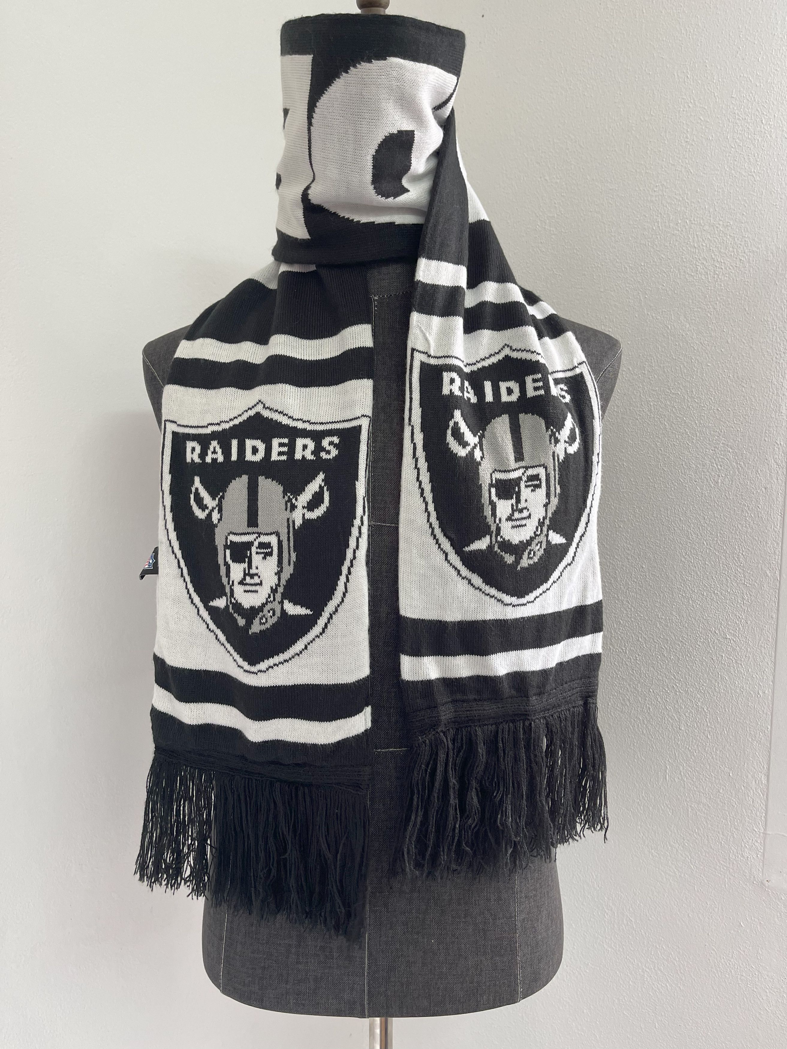 GU Raiders X GU Scarf / Muffler / Accessories - 6034 Size ONE SIZE - 1 Thumbnail