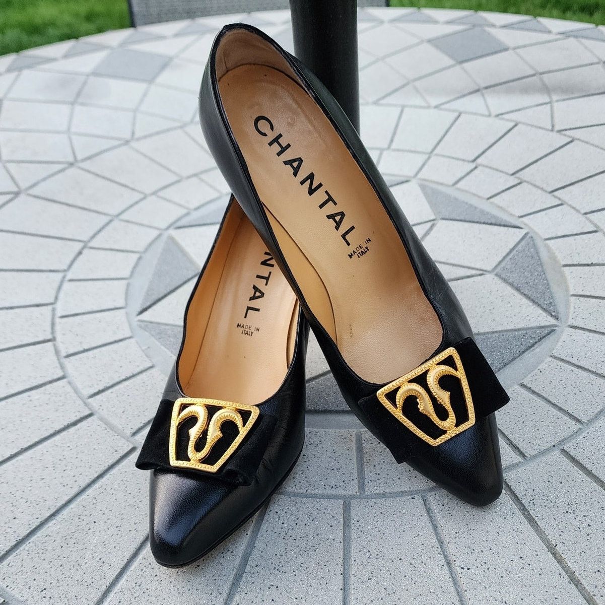 Other Chantal Leather Gold-Tone Applique Contrast Block Heel Pumps Size US 8 / IT 38 - 1 Thumbnail