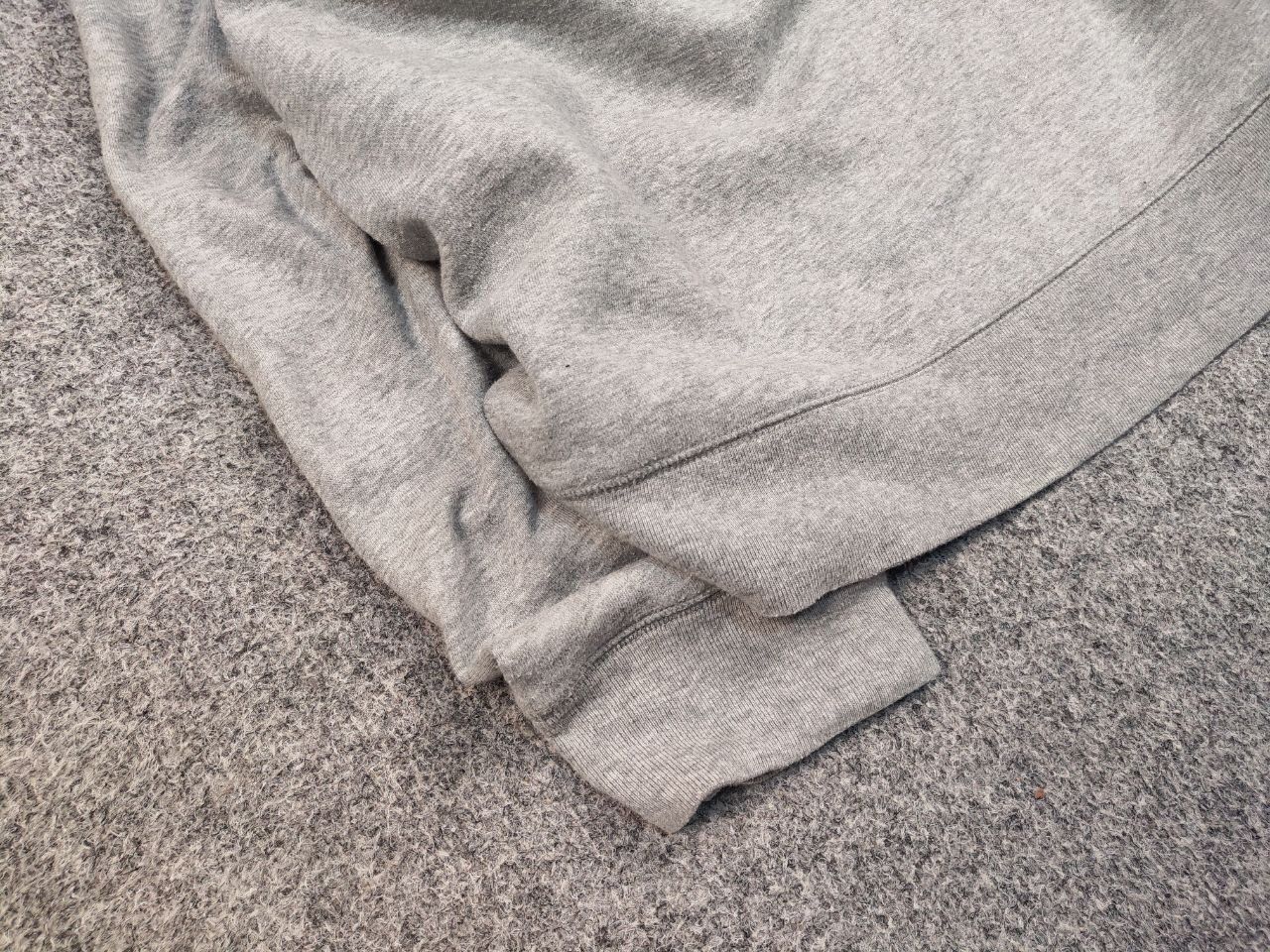 Gap Gap gray embroidered logo Crew Chek Sweatshirt Vintage Style Size US L / EU 52-54 / 3 - 6 Thumbnail
