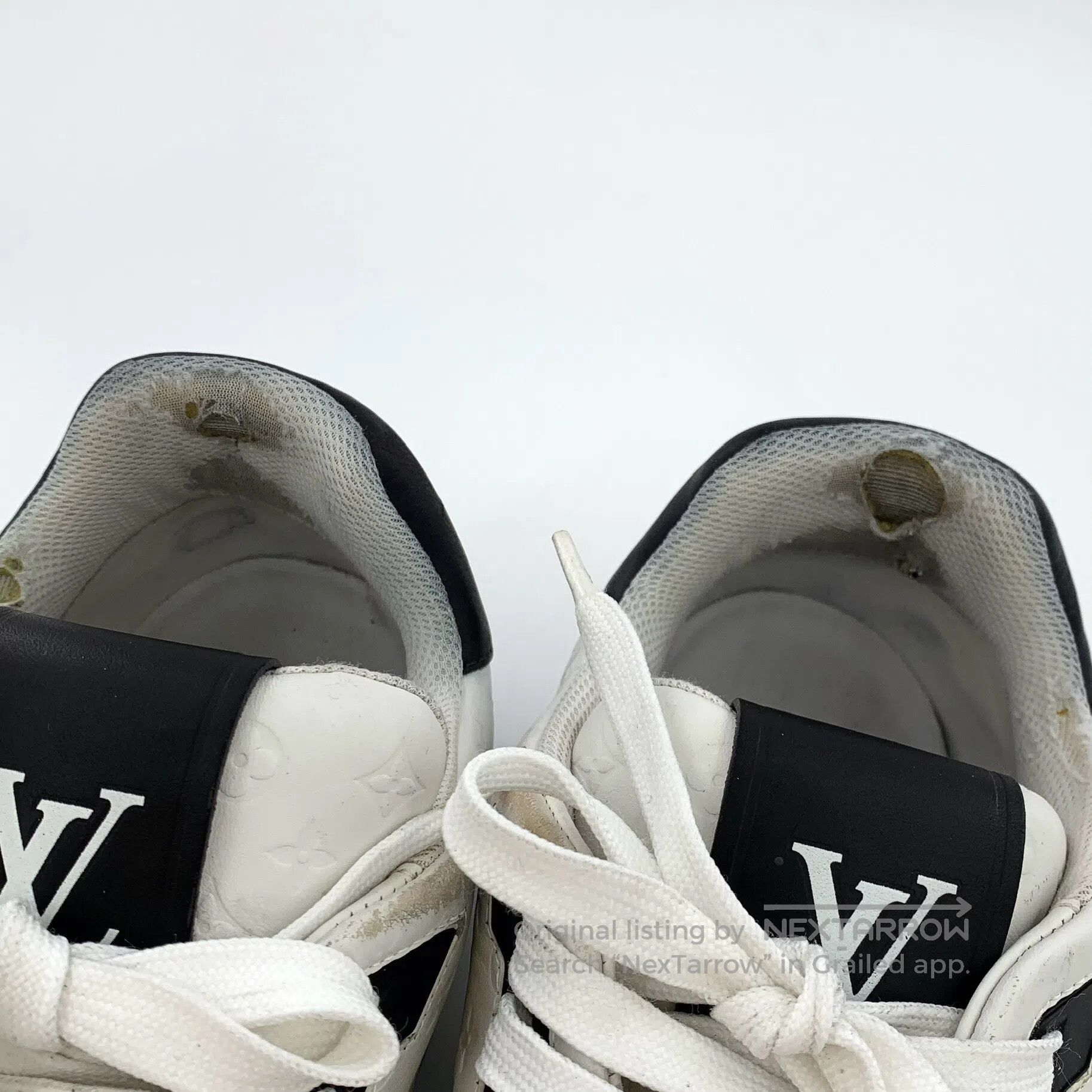 Louis Vuitton Louis Vuitton Black and White Color Laced Casual Flat Spor Size US 8 / EU 41 - 9 Thumbnail