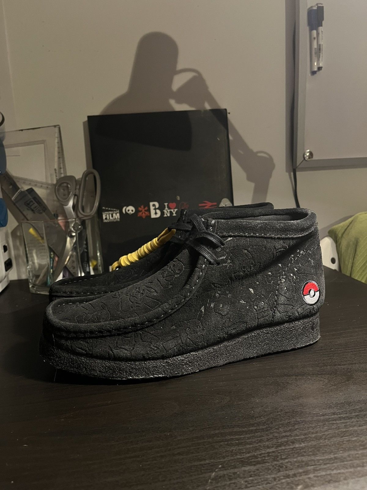 Clarks Clarks wallabee x Pókemon Size US 9 / EU 42 - 4 Thumbnail