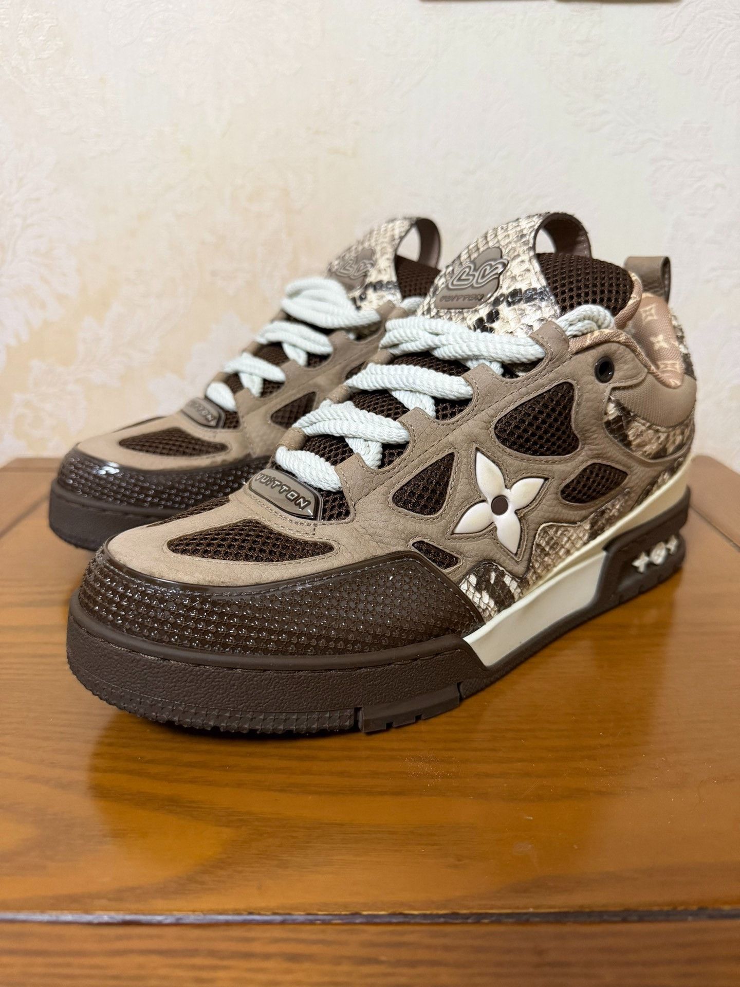 Louis Vuitton Louis Vuitton Skate Lowtop Sneakers 9.5 Men Size US 9.5 / EU 42-43 - 1 Thumbnail