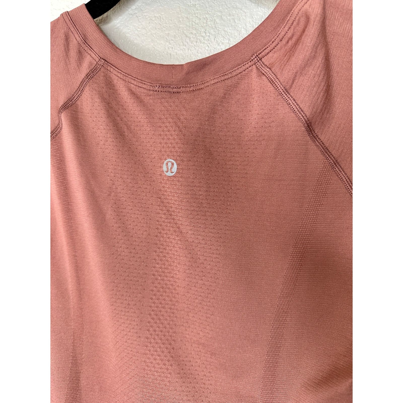 Lululemon Lululemon Swiftly Tech Spiced Chai Short Sleeve Shirt Top 8 Size 30" / US 8 / IT 44 - 5 Thumbnail