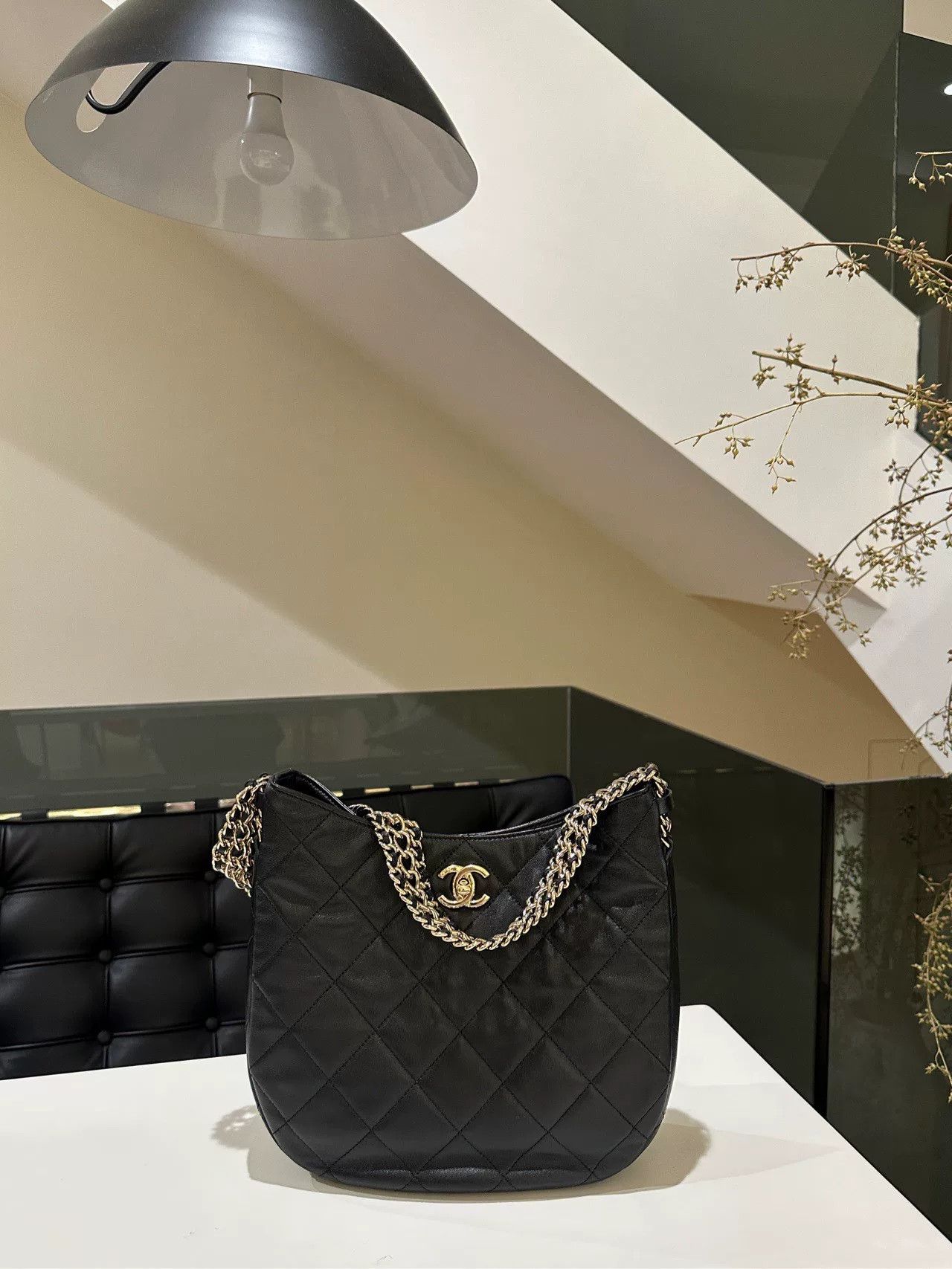 Chanel Pre-loved Bag Very good condition Size ONE SIZE - 1 Thumbnail