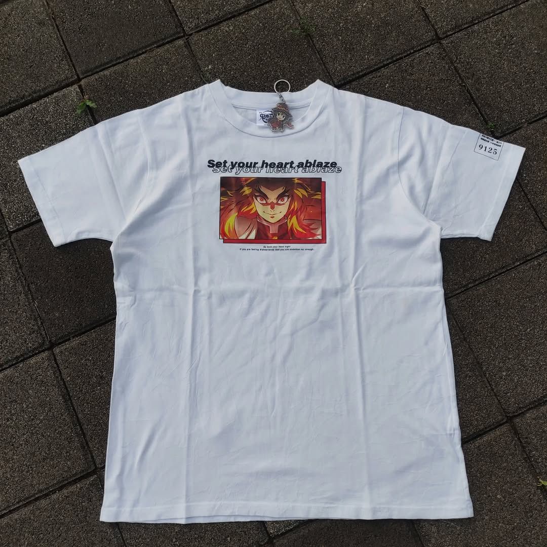 Anime Kimetsu no Yaiba Demon Slayer Rengoku Kyojuro Official Tee Size US L / EU 52-54 / 3 - 2 Thumbnail