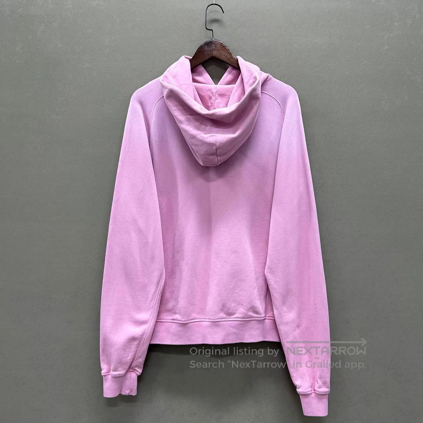 Gucci Pink Hoodie with Embroidered Logo, Size M. Size US M / EU 48-50 / 2 - 2 Thumbnail