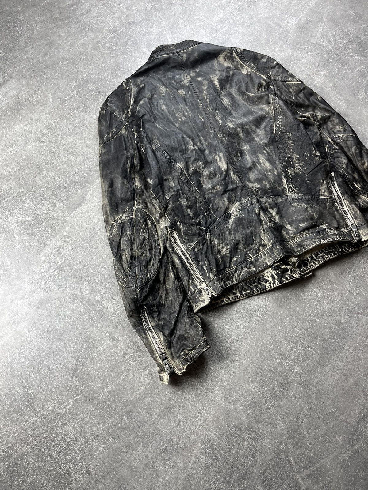 Vintage Vintage Archive Black/White Leather Faded Biker Jacket Size US L / EU 52-54 / 3 - 14 Thumbnail