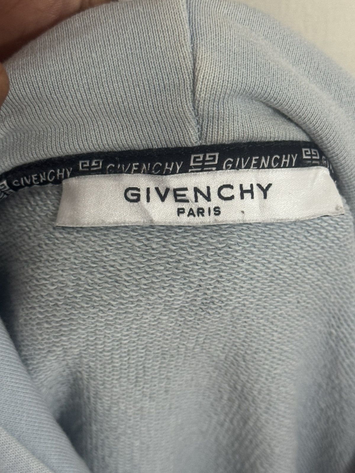 Givenchy Givenchy Distressed Logo Hoodie Size US L / EU 52-54 / 3 - 9 Thumbnail