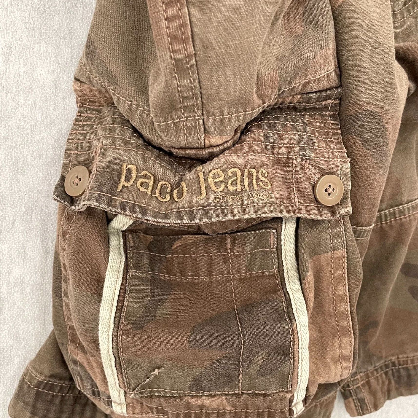 Vintage VINTAGE PACO Men Cargo Shorts 32 Brown Green Camo Cotton Drawstring Pockets Logo Casual Size US 32 / EU 48 - 4 Thumbnail