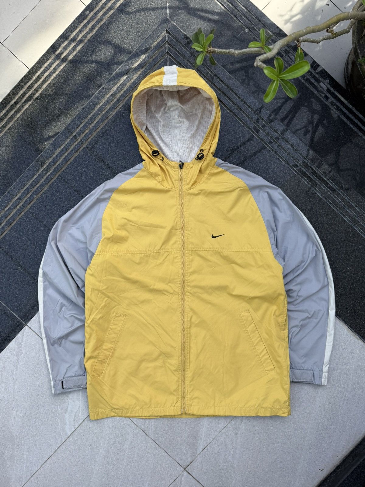 Nike 90’s NIKE RARE SWOOSH Y2K RETRO LOGO ZIP WINDBREAKER JACKET Size US M / EU 48-50 / 2 - 2 Thumbnail