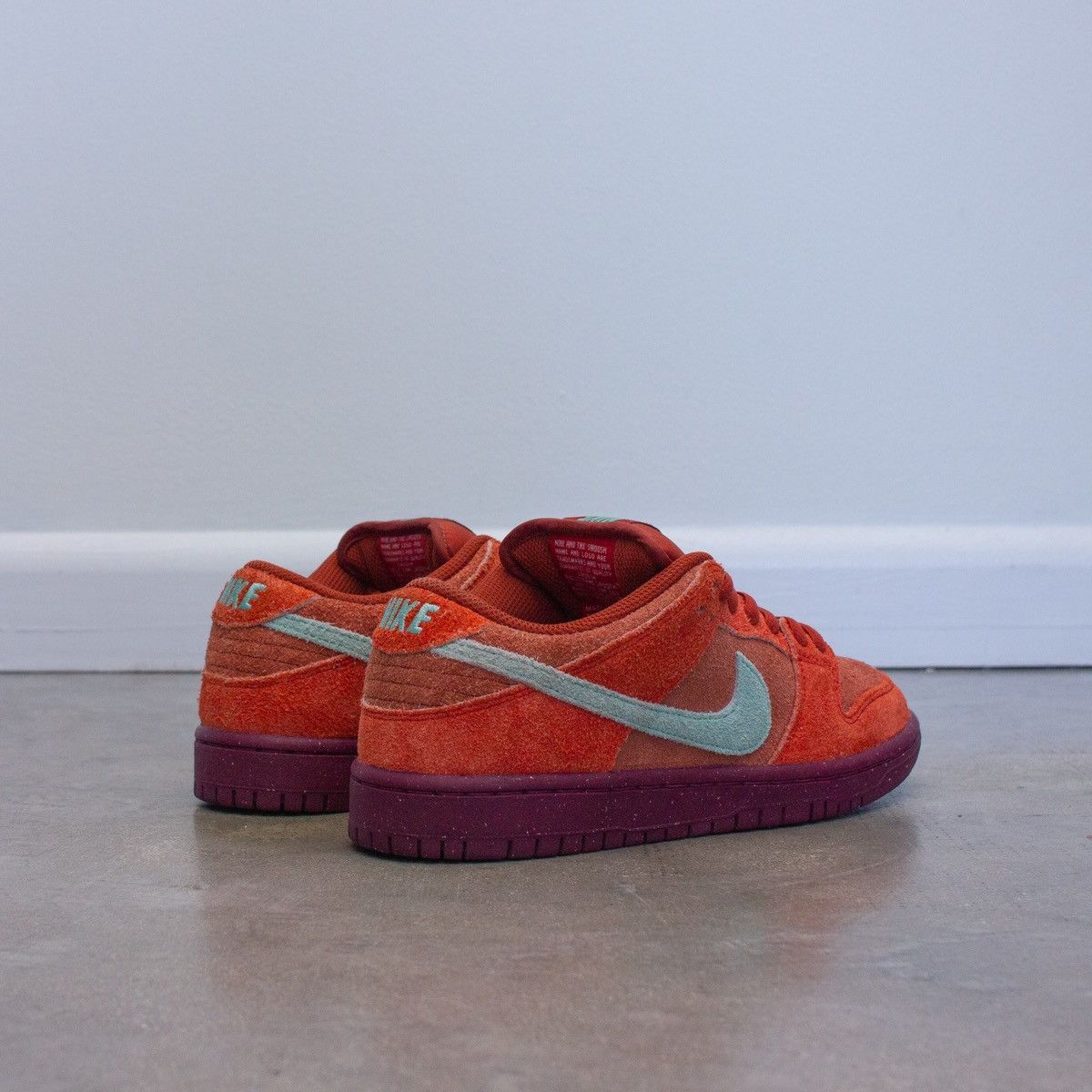 Nike Nike Dunk Low SB 'Mystic Red' - DV5429 601 Size Size US 7.5 / IT 37.5 - 7 Thumbnail