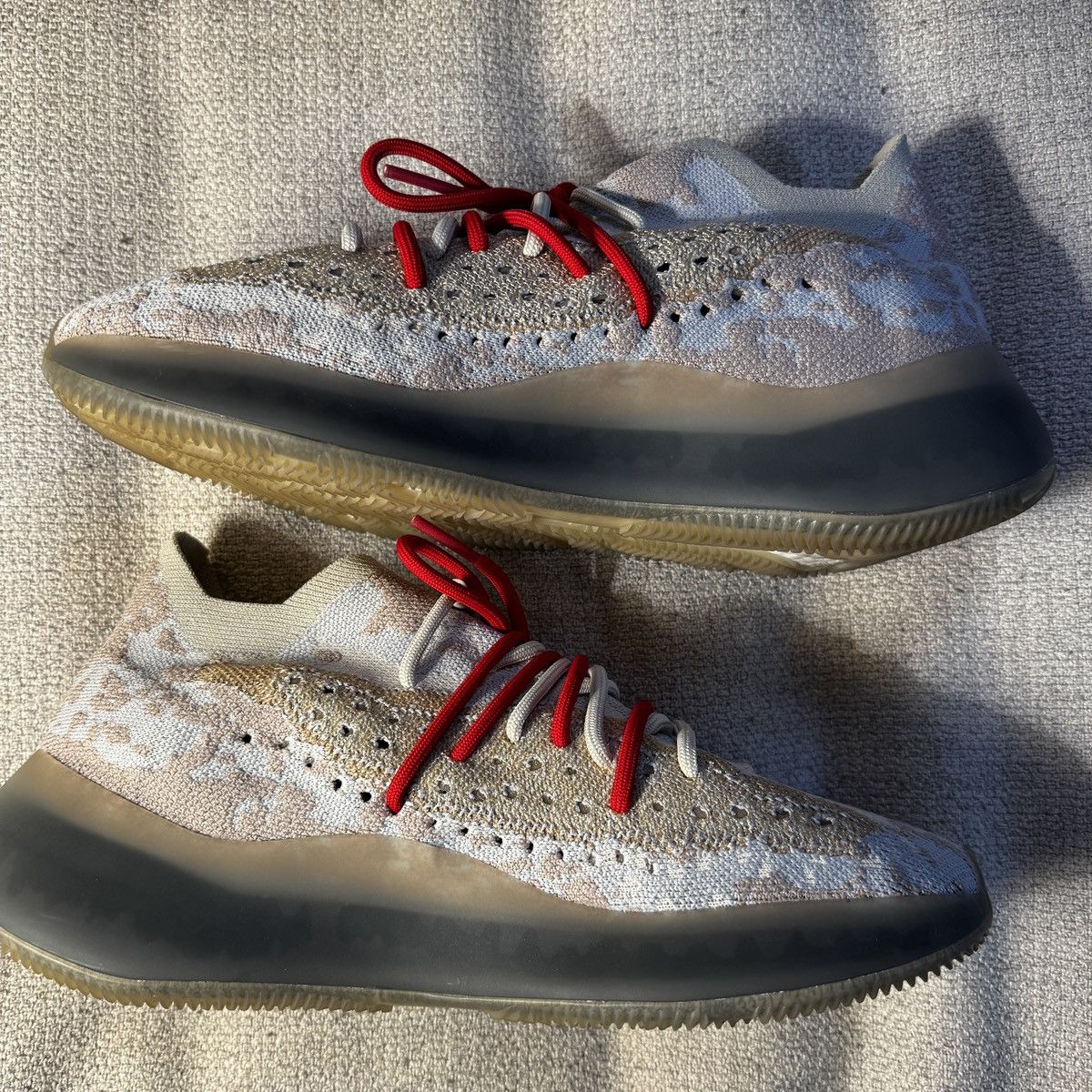 Yeezy Adidas yeezy boost 380 Size US 11.5 / EU 44-45 - 2 Thumbnail