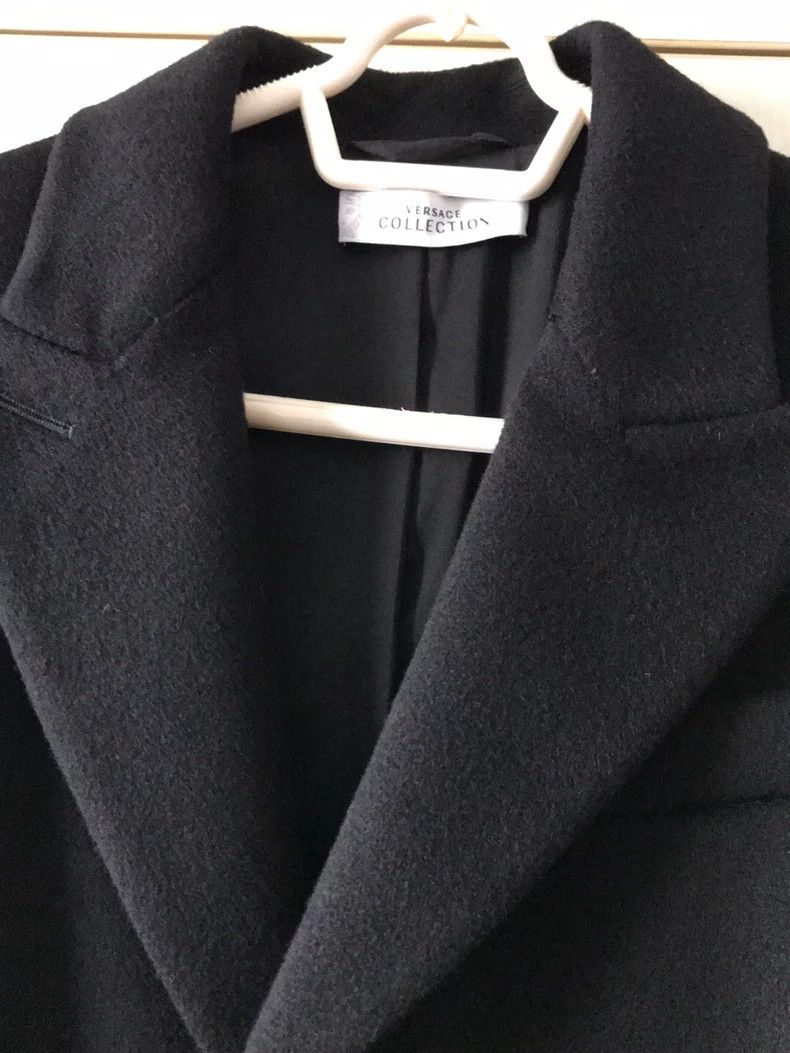 Versace Versace The cashmere coat is fully equipped with spare but Size L / US 10 / IT 46 - 3 Thumbnail