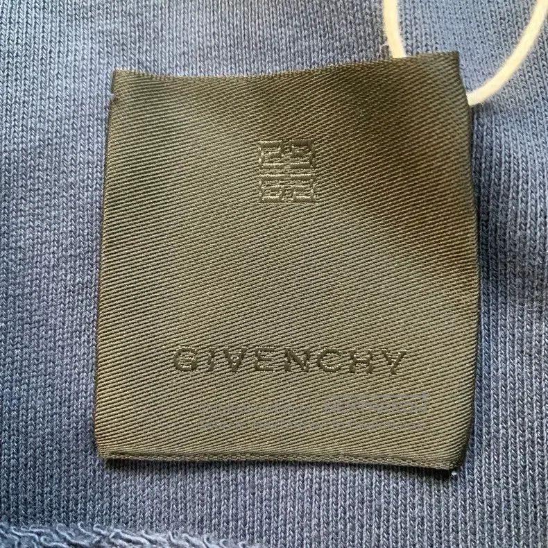 Givenchy Givenchy Dark Blue Lightning Sanskrit Long-Sleeve Size US XS / EU 42 / 0 - 6 Thumbnail