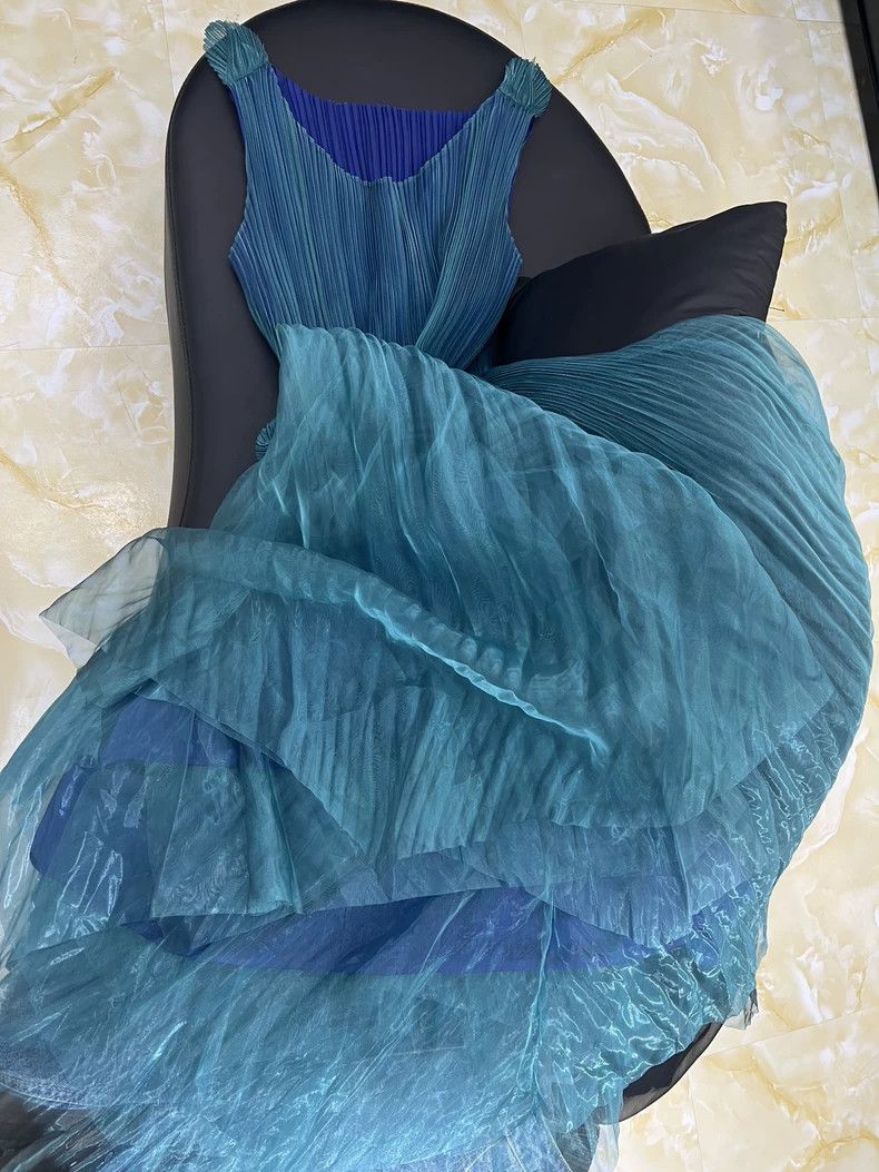 Issey Miyake Issey Miyake size:2 Blue mermaid maiden dress Size XS / US 0-2 / IT 36-38 - 4 Thumbnail