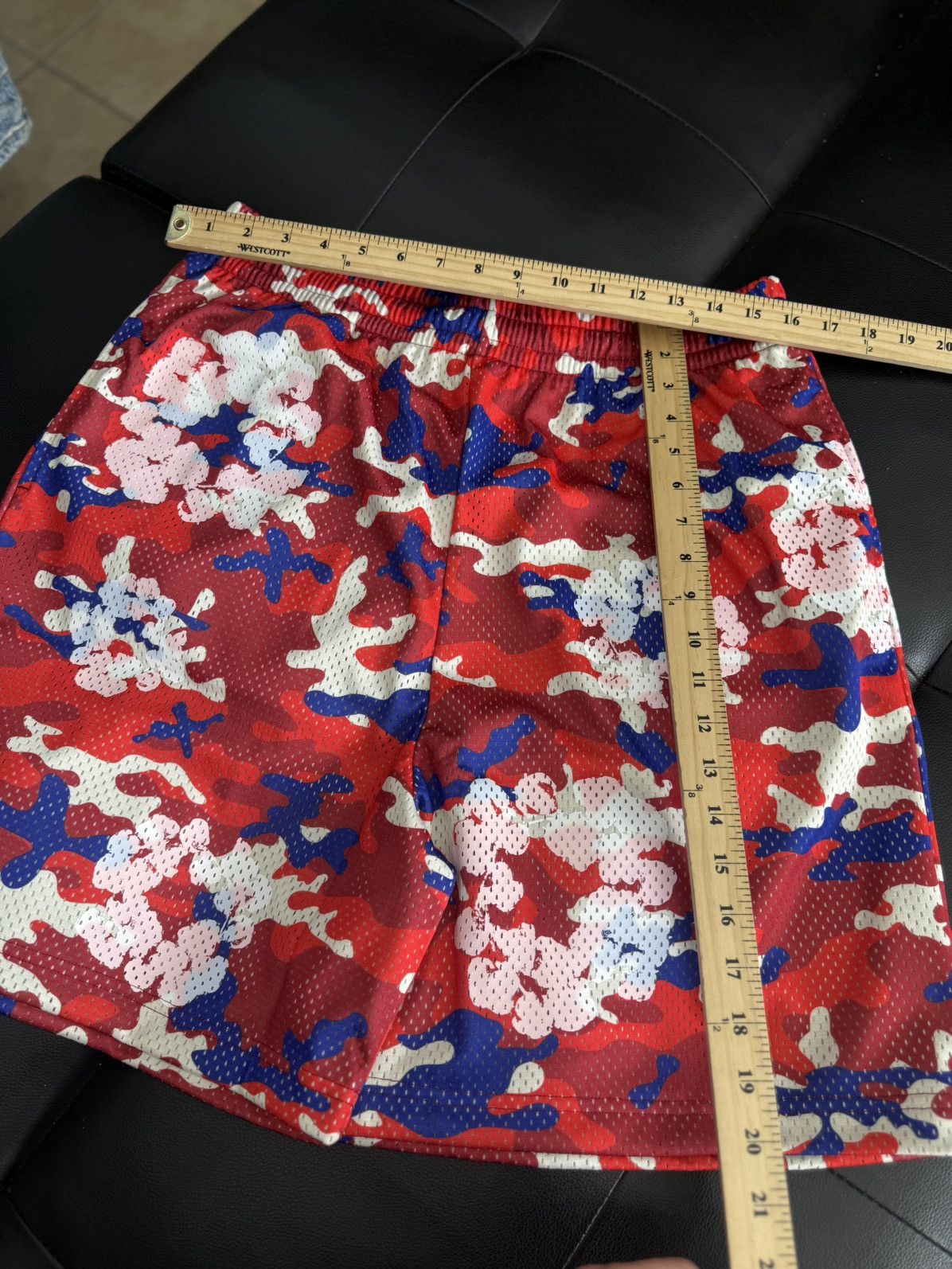 DENIM TEARS Denim Tears Mesh Summer Shorts Red Camo Size Large (NEW) Size US 33 - 6 Thumbnail