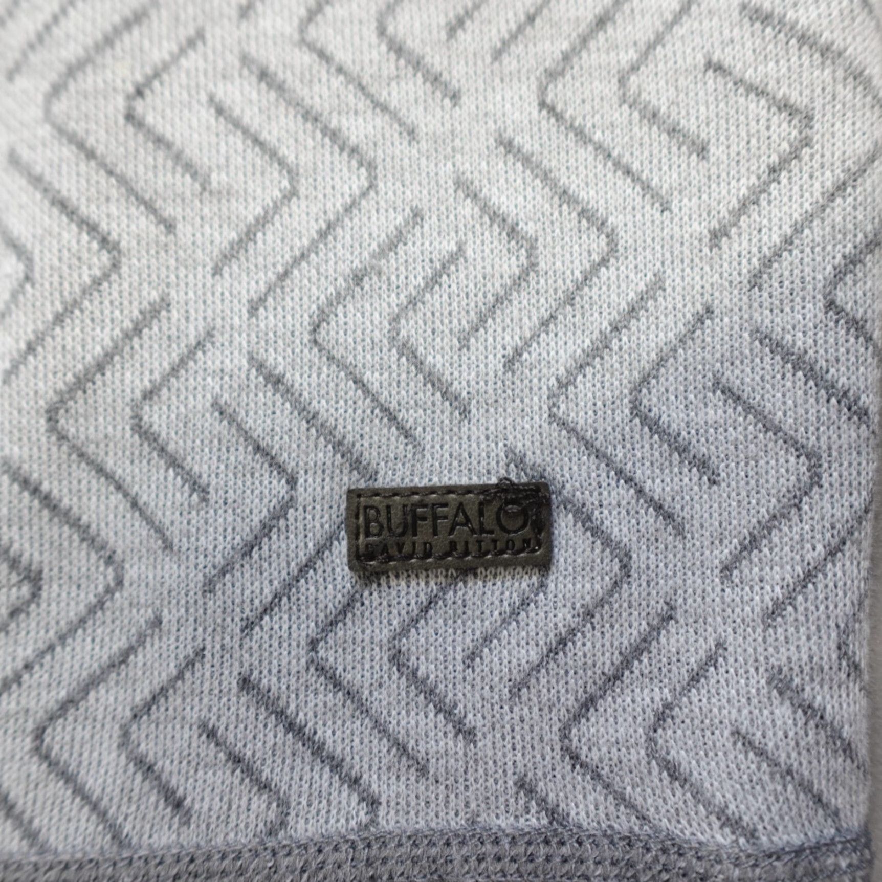 Vintage Buffalo Wiley Crew Neck S/S Shirt Grey Combo Geometric Size M Mens T-Shirt Size US M / EU 48-50 / 2 - 3 Thumbnail