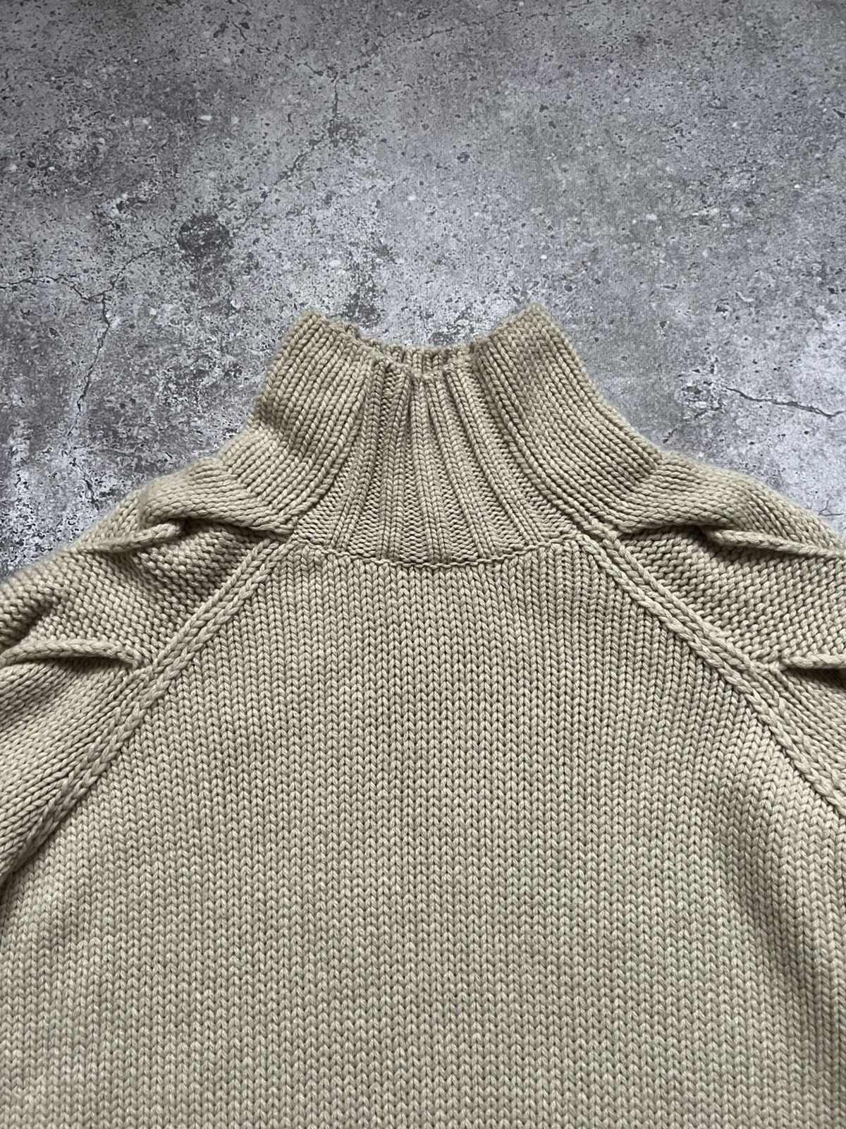 Burberry Burberry Knitted Asymetrical Sample Sweater Made in Italy Size L / US 10 / IT 46 - 6 Thumbnail