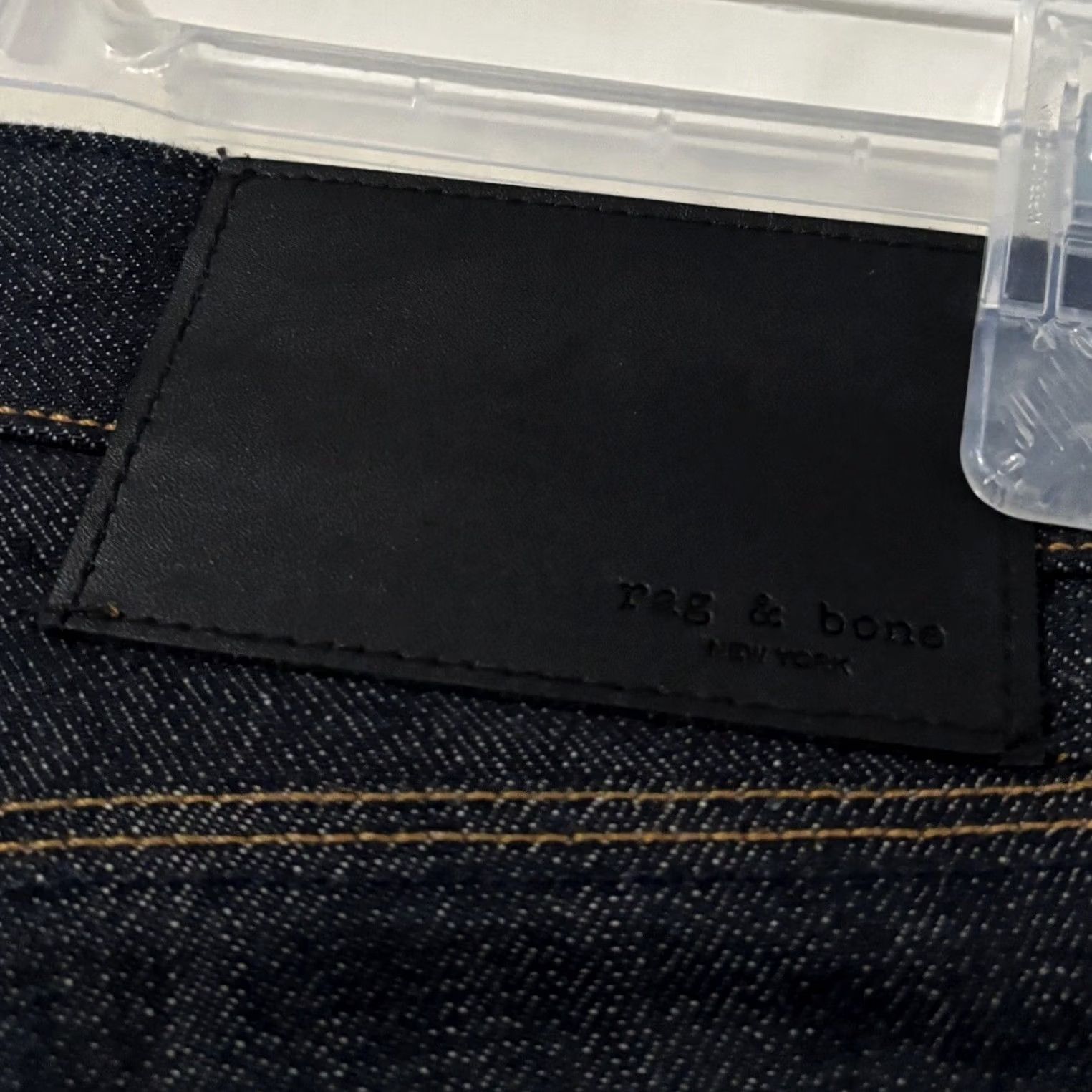 Rag & Bone Rag & Bone Jeans Darkwash Denim W31 L32 Button Fly Tapered Leg Mens Navy Used Size US 31 - 6 Thumbnail