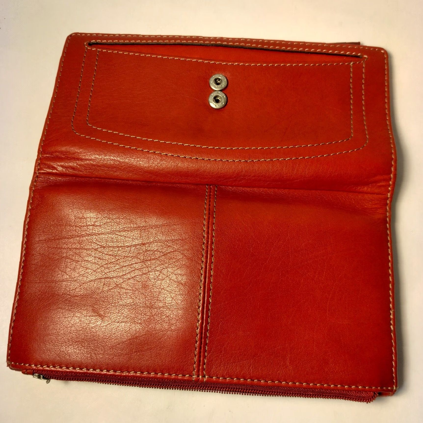 Fossil Fossil Wallet Tri-fold Red Leather 12 Card Slots Checkbook ID Window 2 Bill Slots Change Slot Zipper Works Womens Size ONE SIZE - 5 Thumbnail