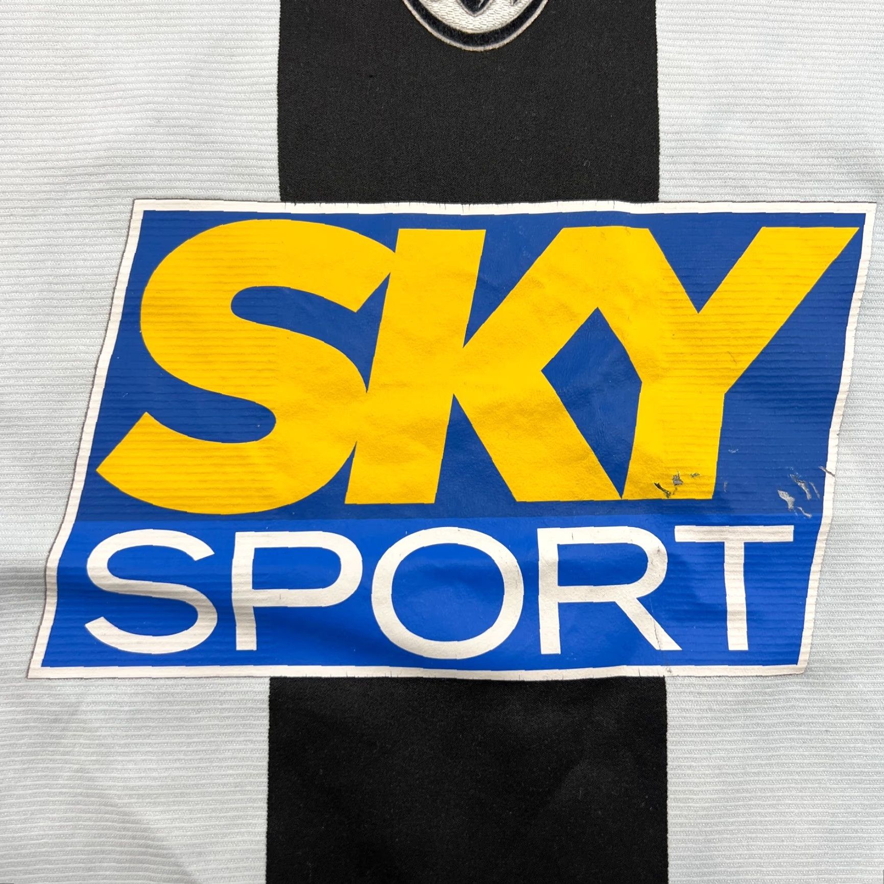 Nike Nike Juventus 2004 2005 Home Mens Football Jersey T-Shirt 2XL XXL Multicolor Short Sleeve Jersey Mens Nike Shirt Size US XXL / EU 58 / 5 - 4 Thumbnail