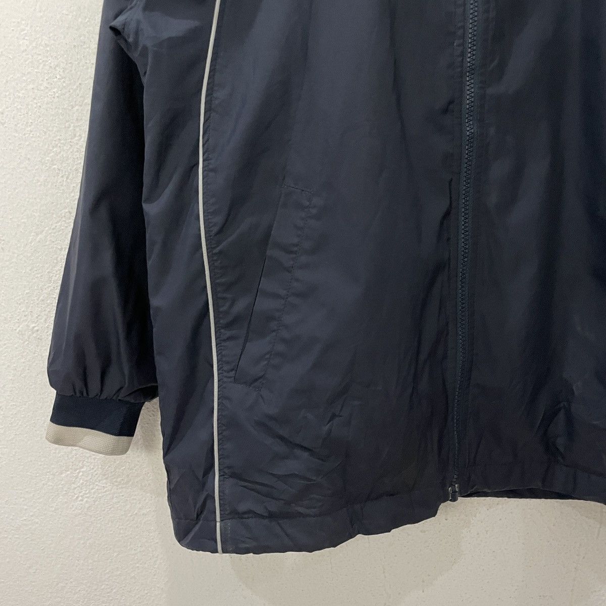 Sports Specialties Vintage Tado J.H.S Basketball Team Japan Windbraker Size US M / EU 48-50 / 2 - 9 Thumbnail