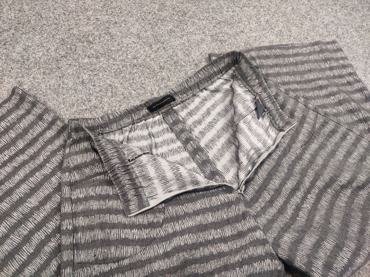 Designer Gudrun Grenz Design Gray Patern cropped wide leg capri Pants Size 36" / US 14 / IT 50 - 11 Thumbnail