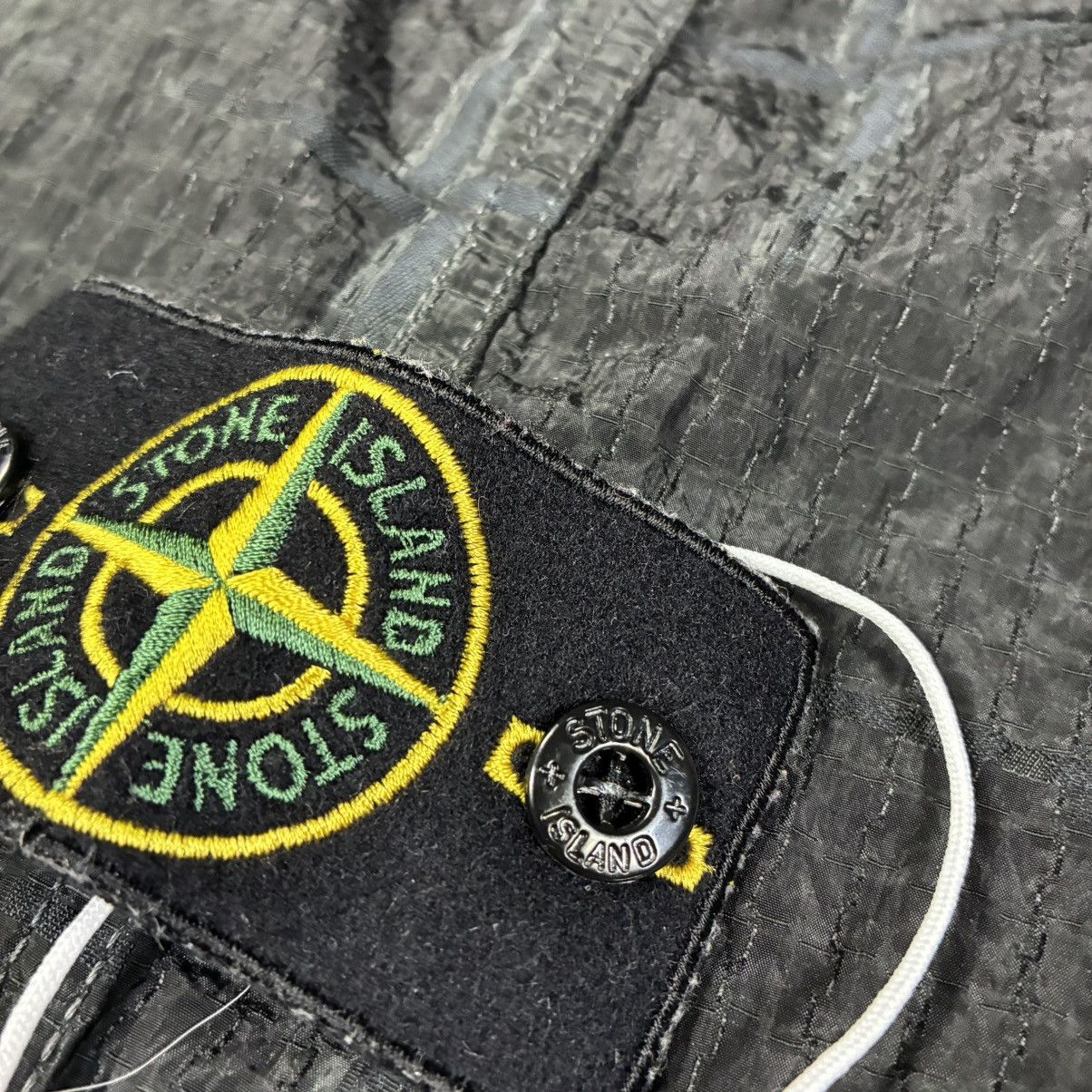Stone Island Stone Island Check Jacquard Nylon Metal Rain Poncho Size M Size US M / EU 48-50 / 2 - 5 Thumbnail