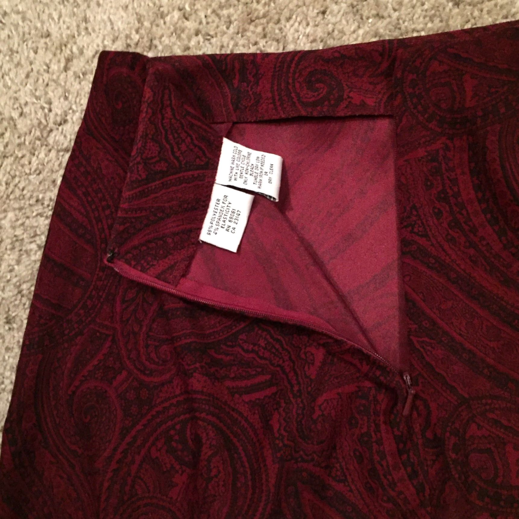 Talbots Talbots Skirt Petite 8 Long Maxi Red Paisley Slit Stretch Womens Size 30" / US 8 / IT 44 - 7 Thumbnail