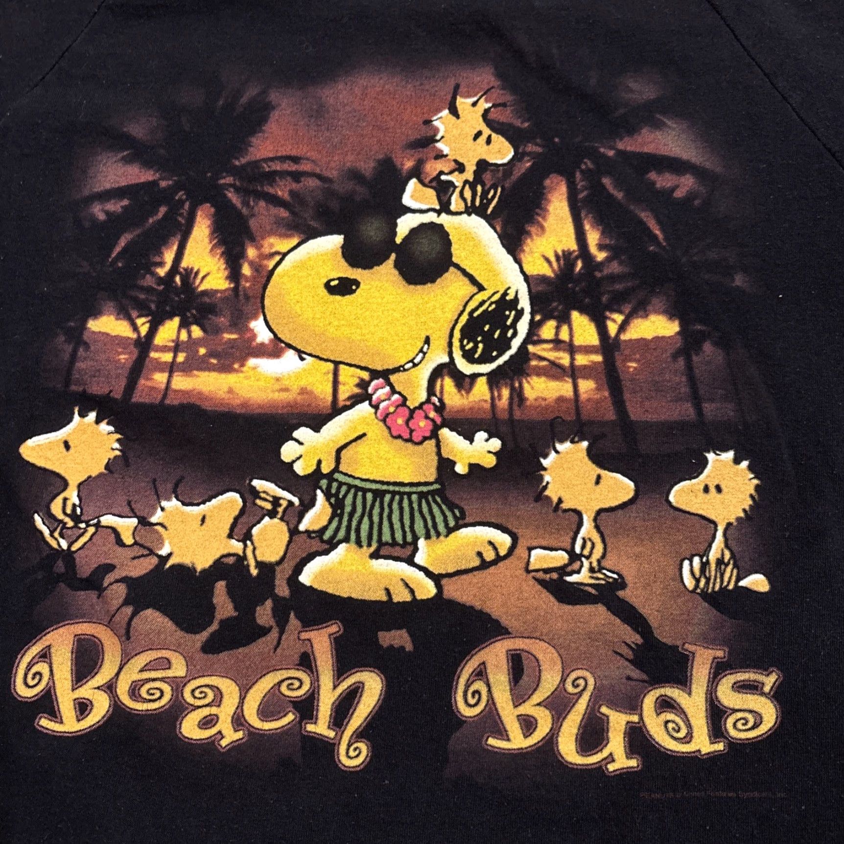 Vintage VINTAGE Peanuts Snoopy Woodstock Beach T-Shirt Adult Large Black Mens Size US L / EU 52-54 / 3 - 2 Thumbnail