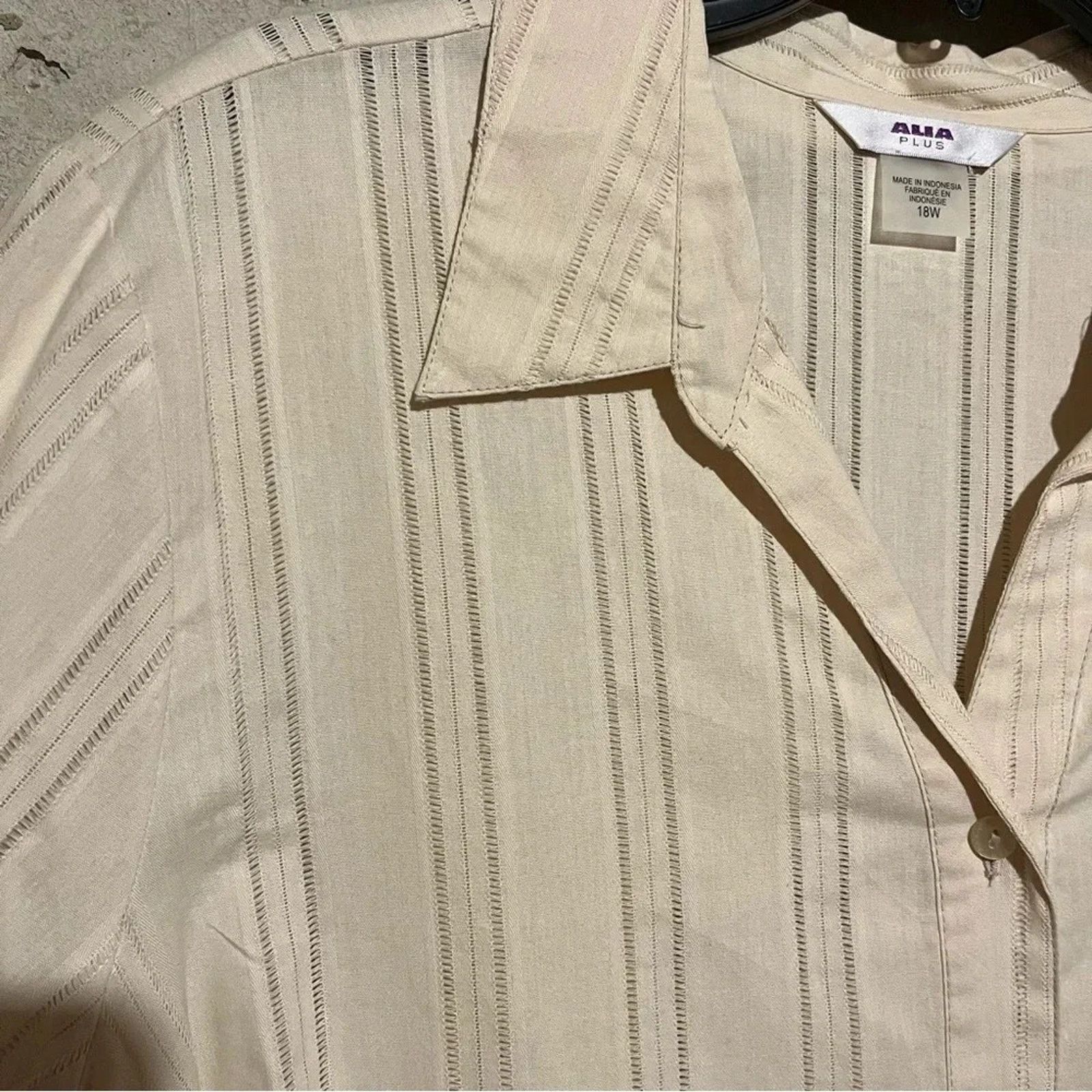 Other ALIA NWT Plus Sz 18W 3/4 Sleeve Button Front Career Shirt Size XXL / US 16-18 / IT 52-54 - 4 Thumbnail