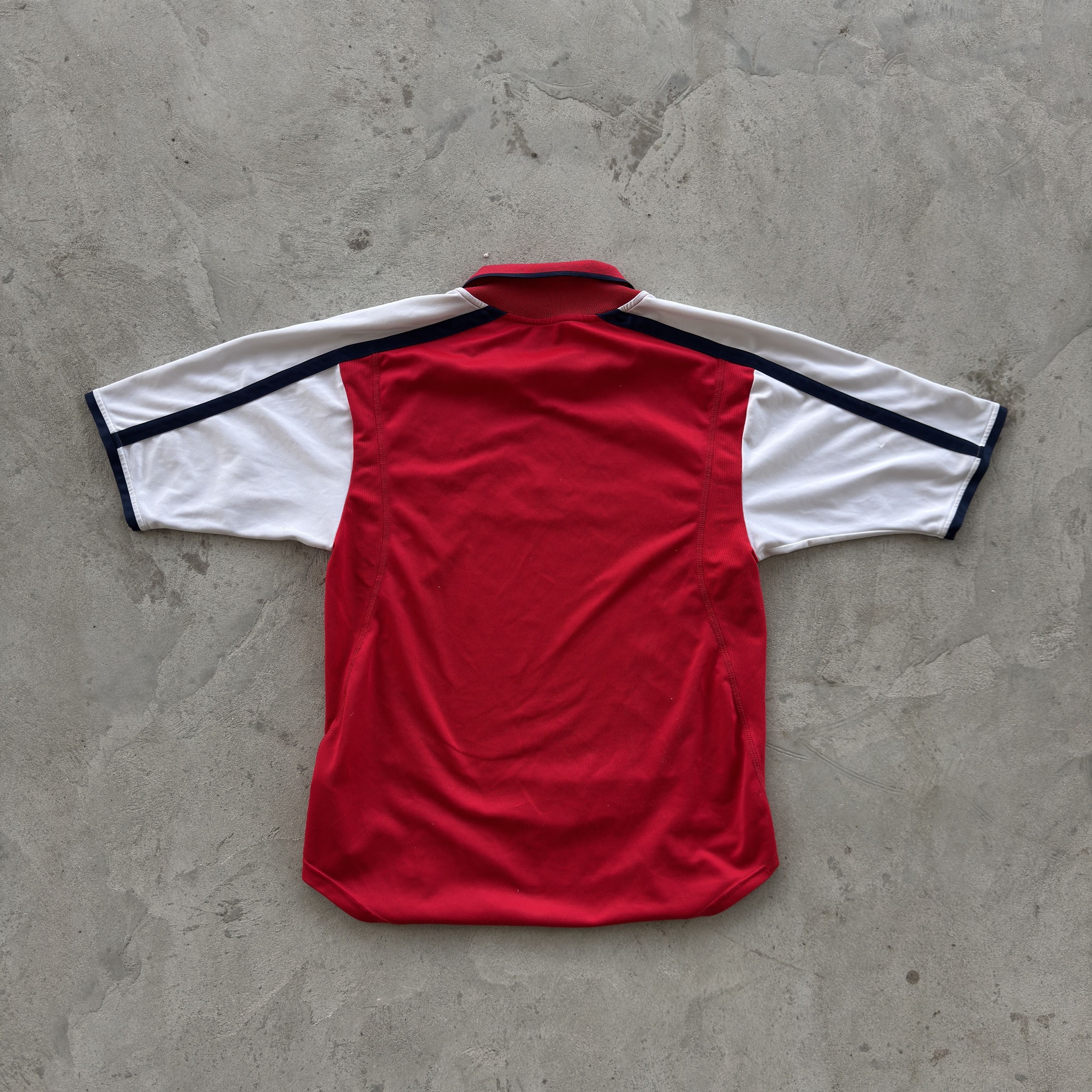 Vintage Vintage Arsenal 2000-02 Home Shirt Nike Football Jersey Size US S / EU 44-46 / 1 - 2 Thumbnail